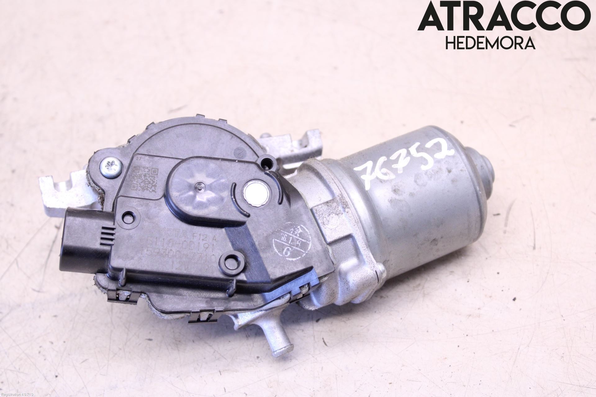 Toyota YARIS XP130 15-20 Viskermotor Frontrute
