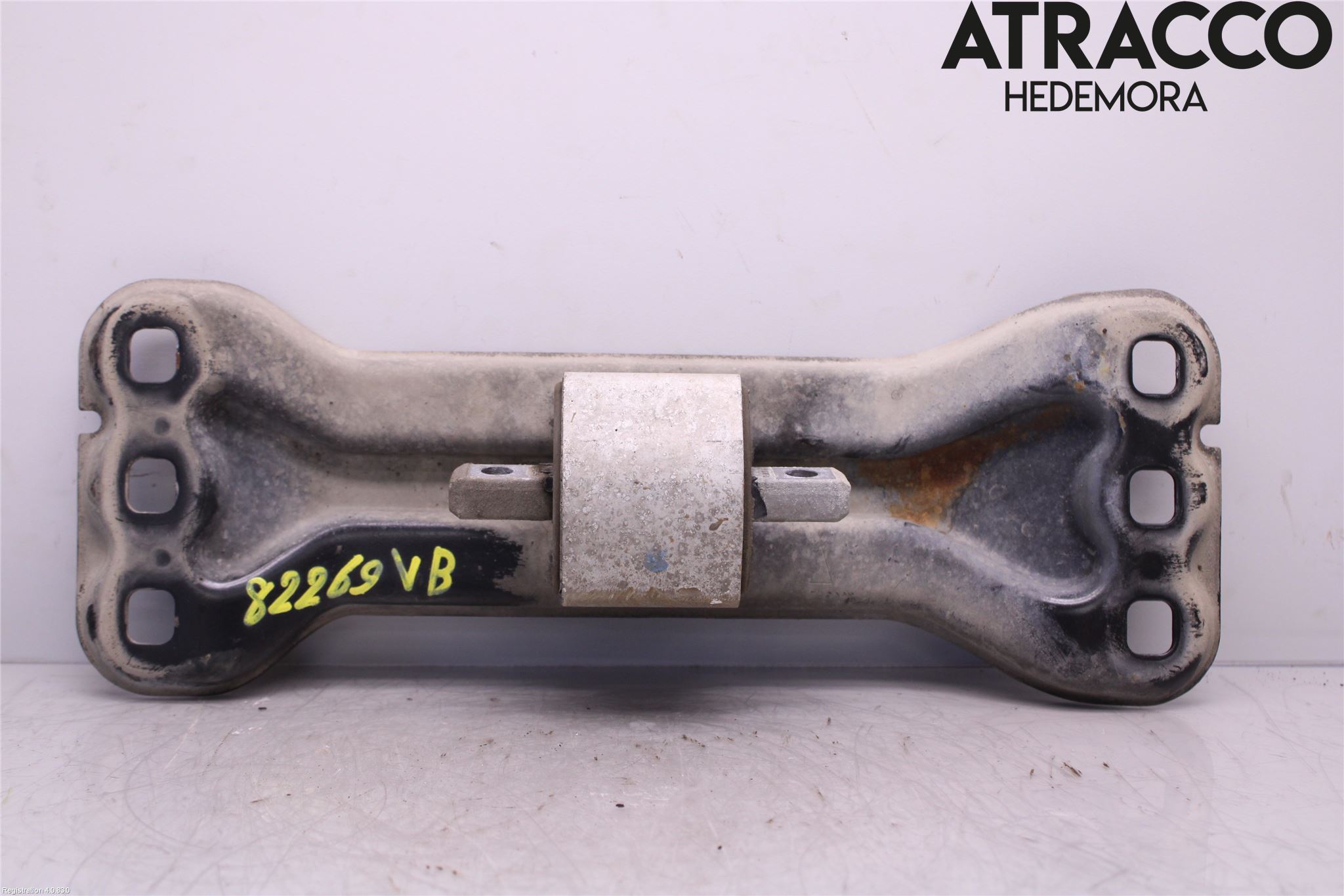 Mercedes-Benz MB C (203) 00-07 Gearkasse Bjelke - Travers