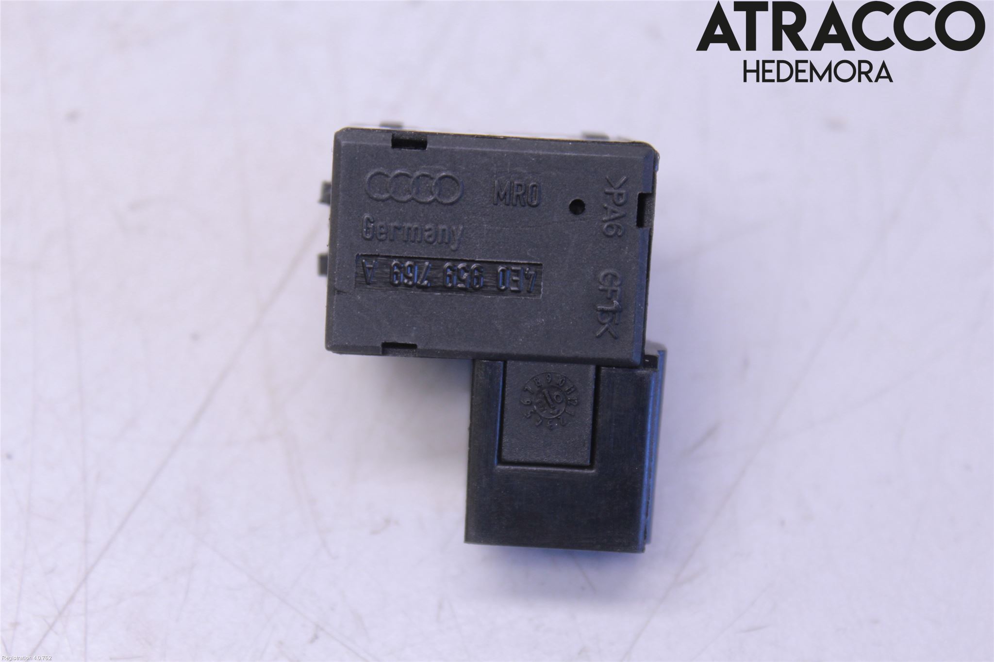 Audi A8/S8 4E  02-09 Bryter Varmesete