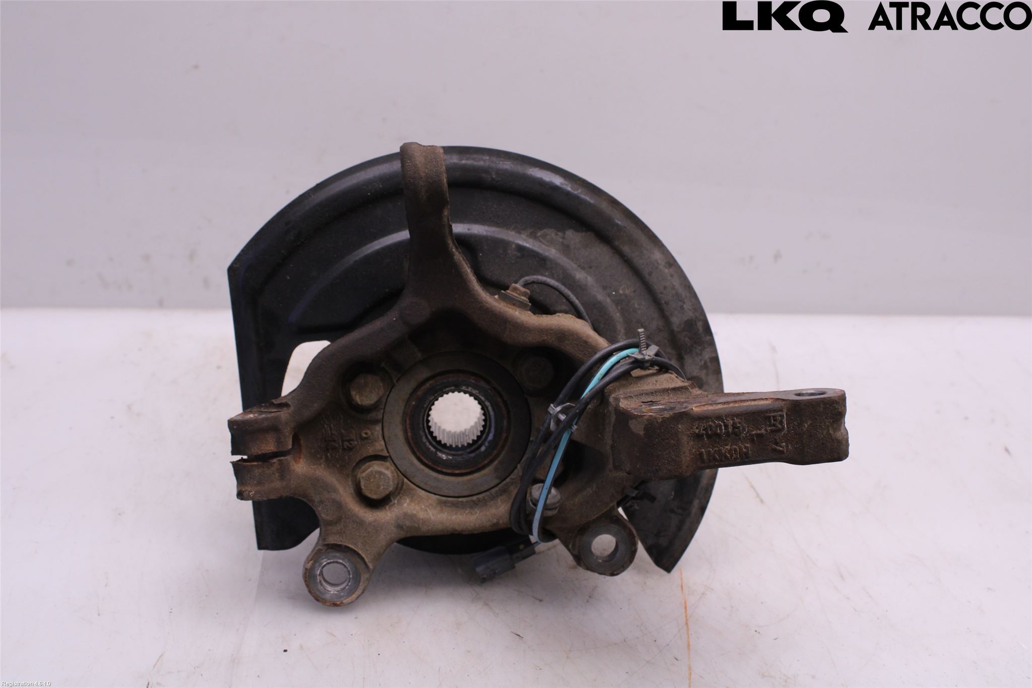 Nissan JUKE 14-19 Spindel Vf