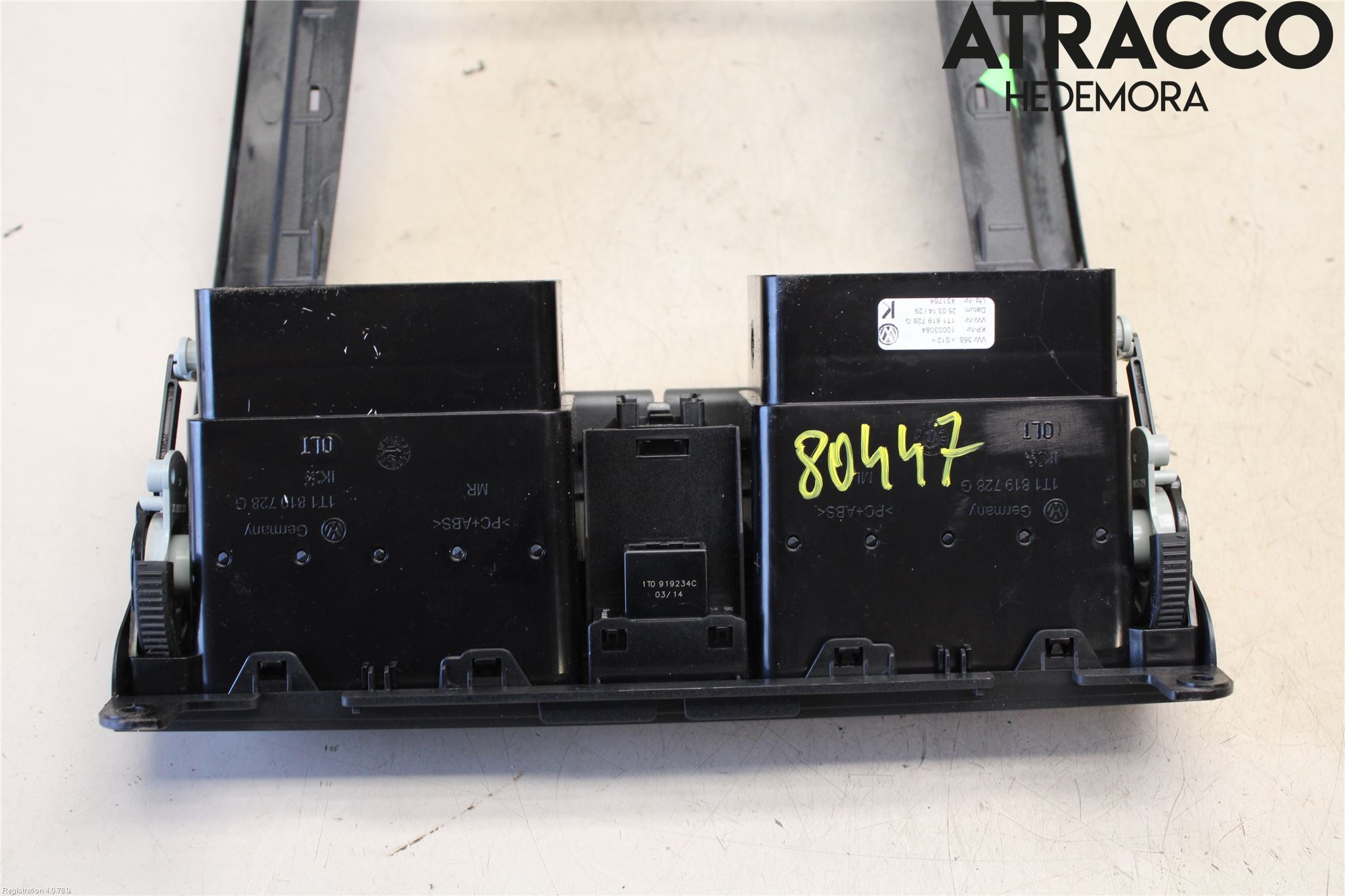 Volkswagen VW TOURAN 10-15 Dashbord Kanal - Dyse