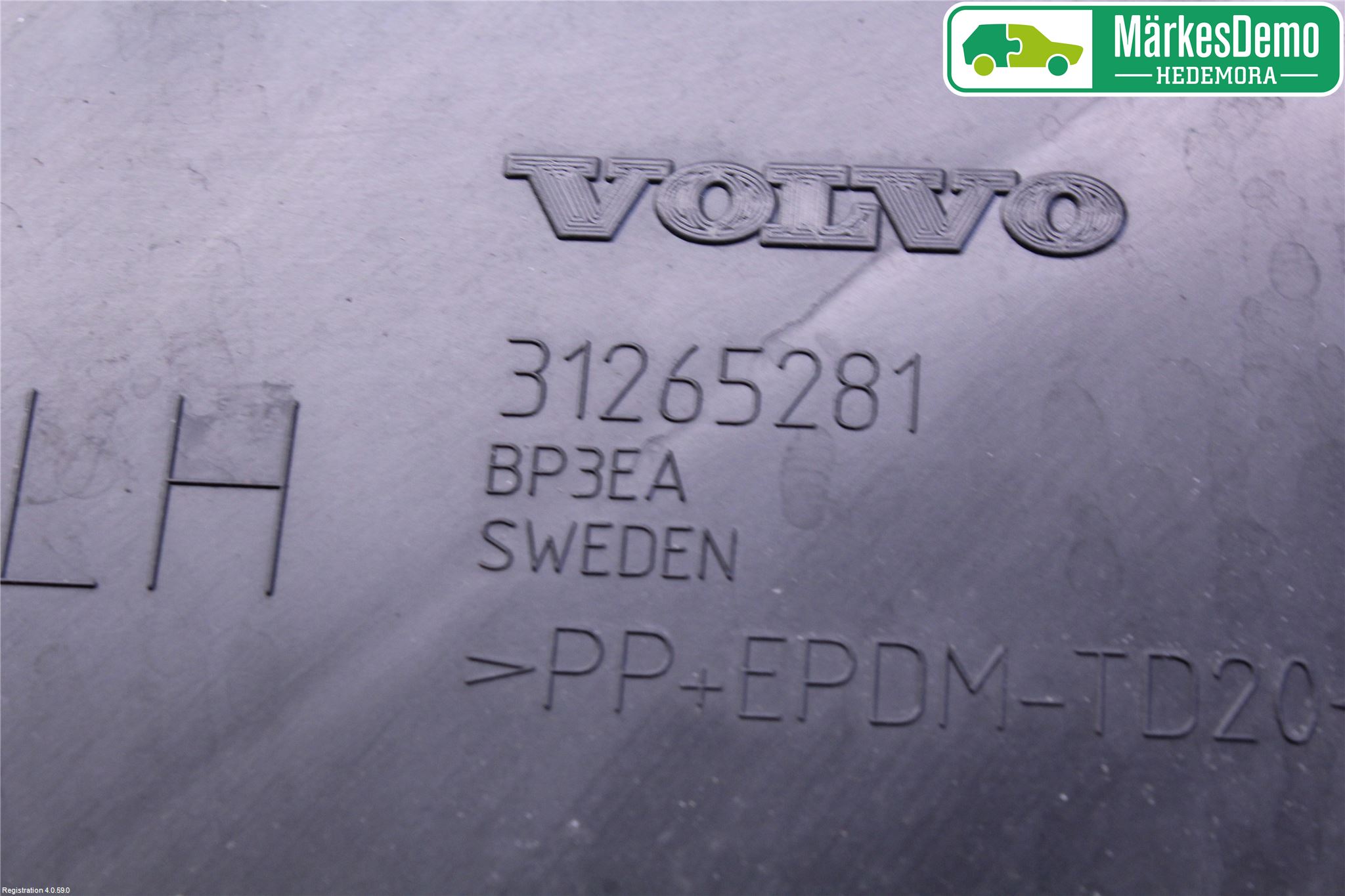 Volvo V60 11-13 Støtfangerfeste Bak Venstre