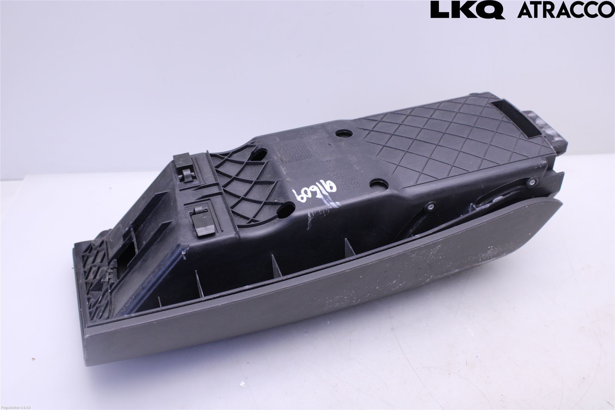 Volkswagen VW TRANSP/CARAVELLE (T5) 04-15 Innr Koppholder