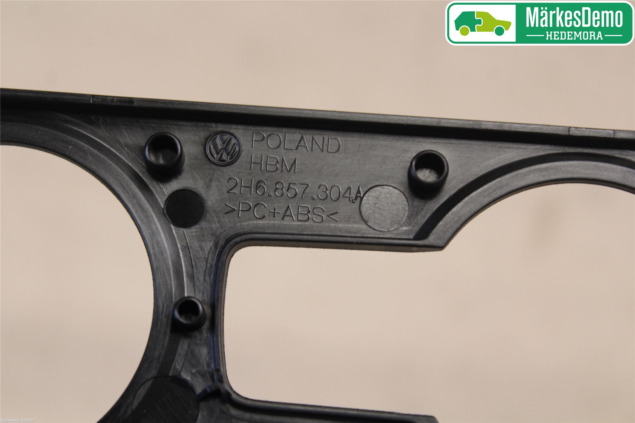 Volkswagen VW AMAROK 2H 10-22 Instrument Ramme