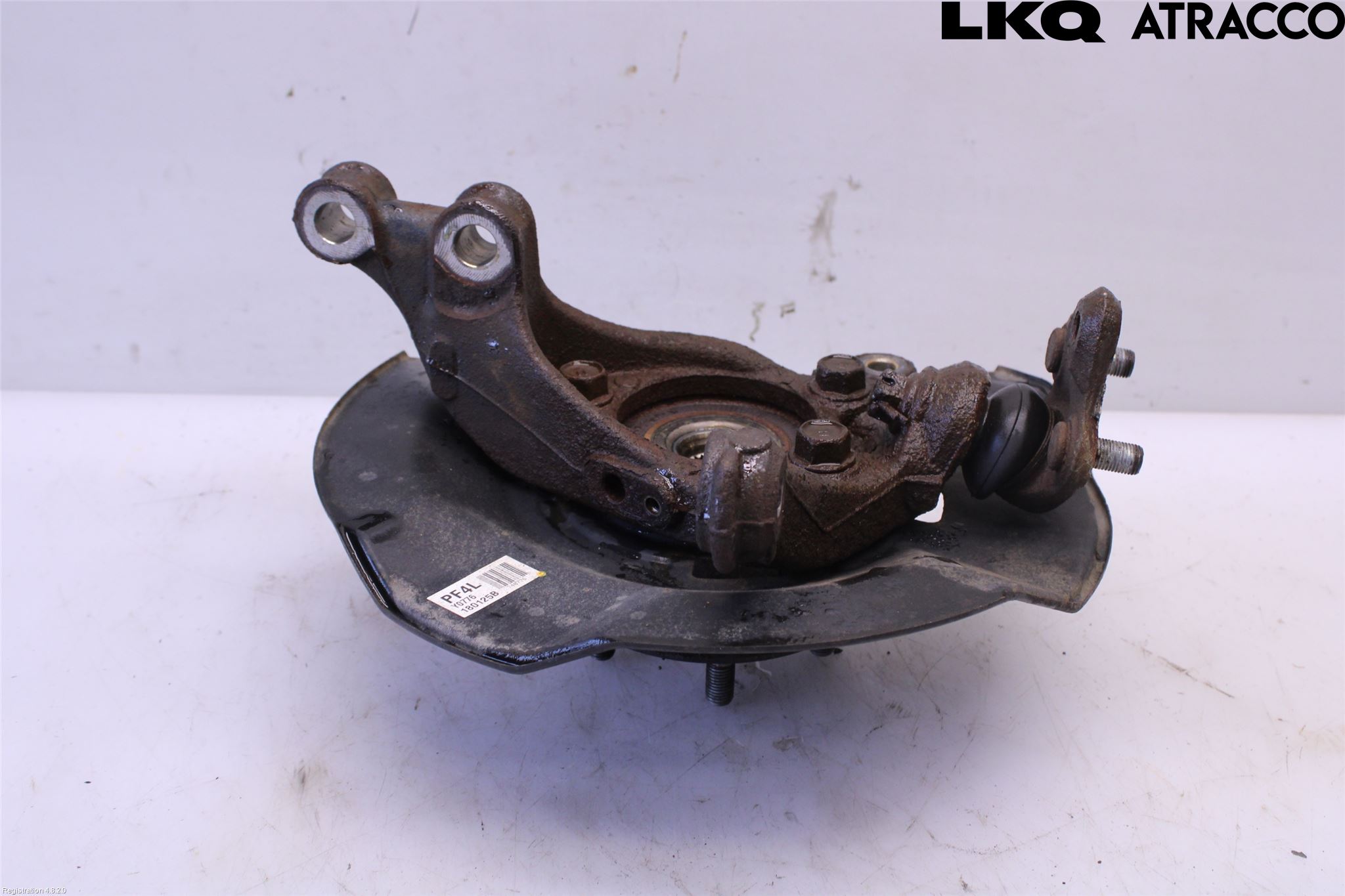 Toyota PRIUS (ZVW50) 16-21 Spindel Vf