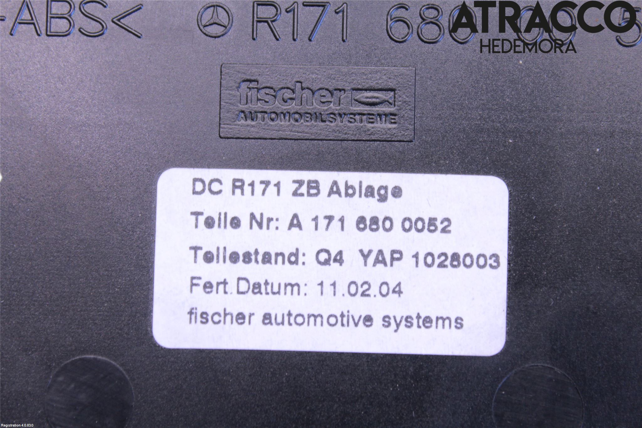 Mercedes-Benz MB SLK 200-350 (R171) 05-11 Innr Oppbevaringsrom