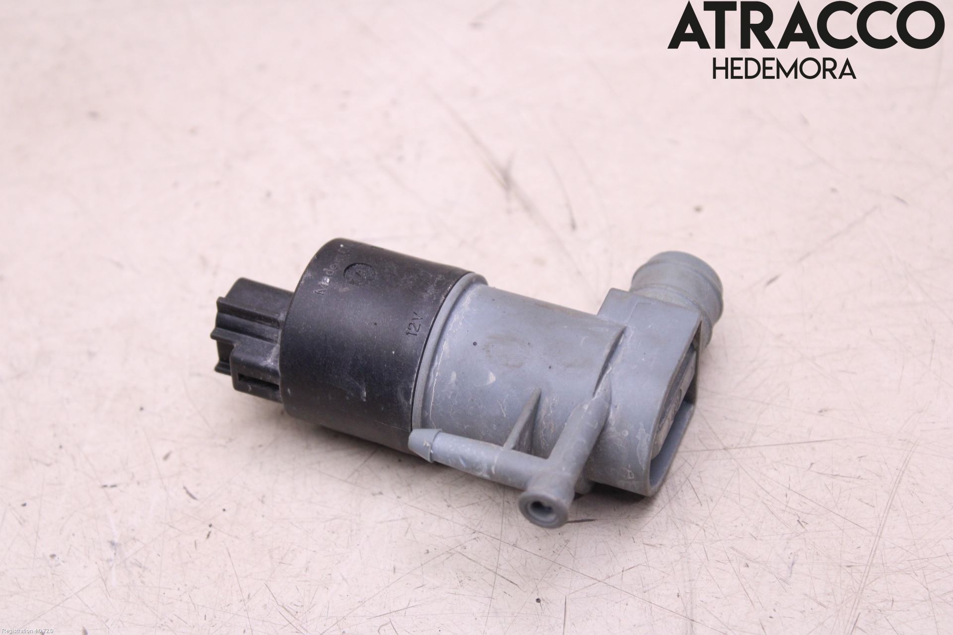 Toyota YARIS XP130 12-14 Spylerpumpe Frontrute
