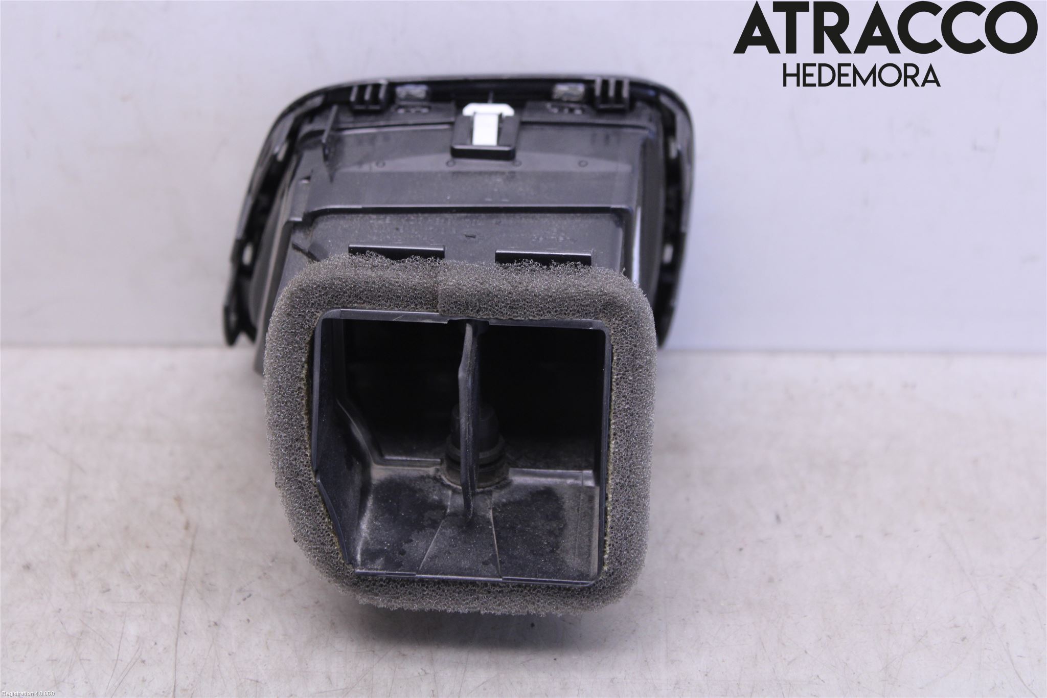 Volkswagen VW SCIROCCO 09-17 Dashbord Kanal - Dyse