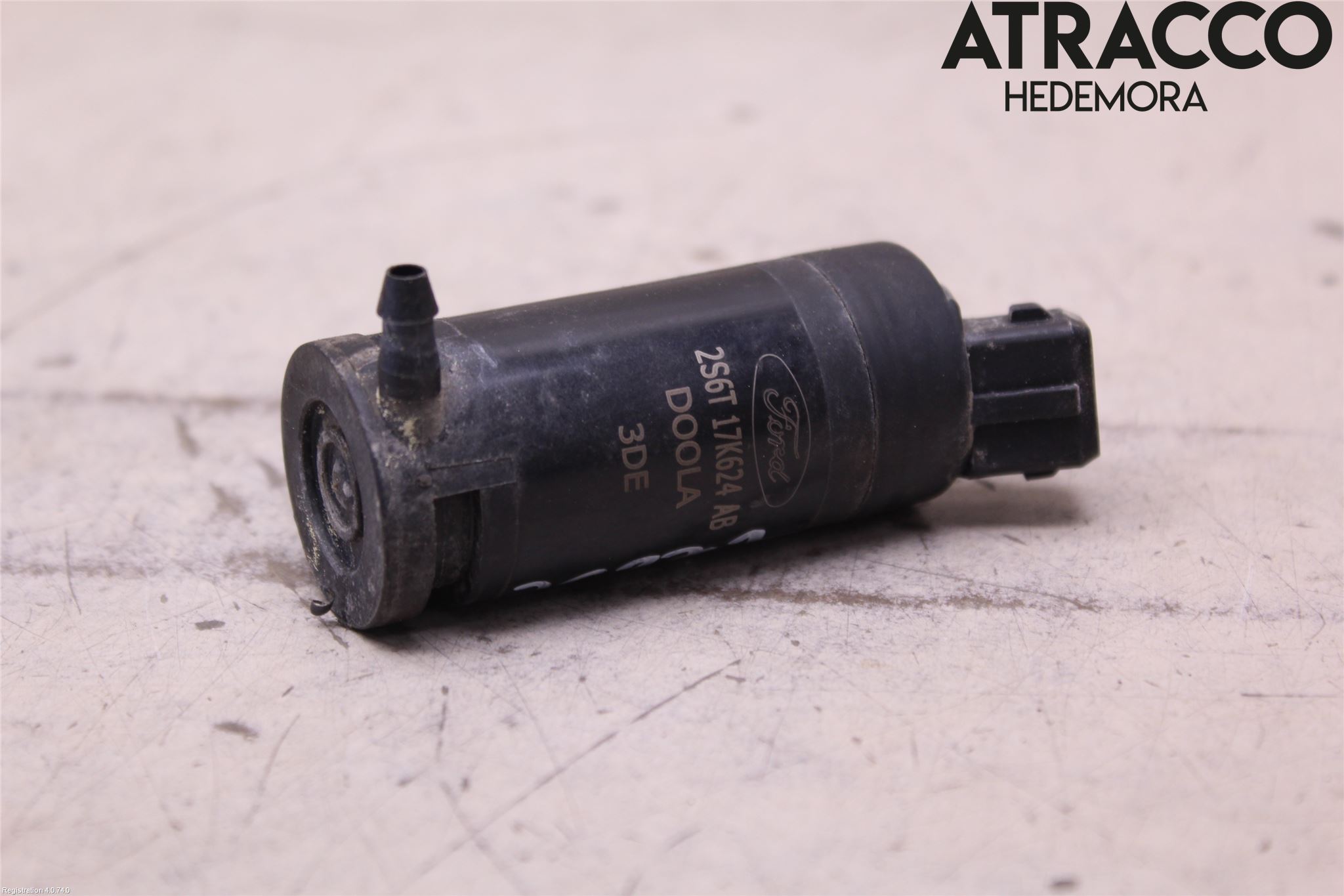 Ford TRANSIT    06-13 Spylerpumpe Frontrute