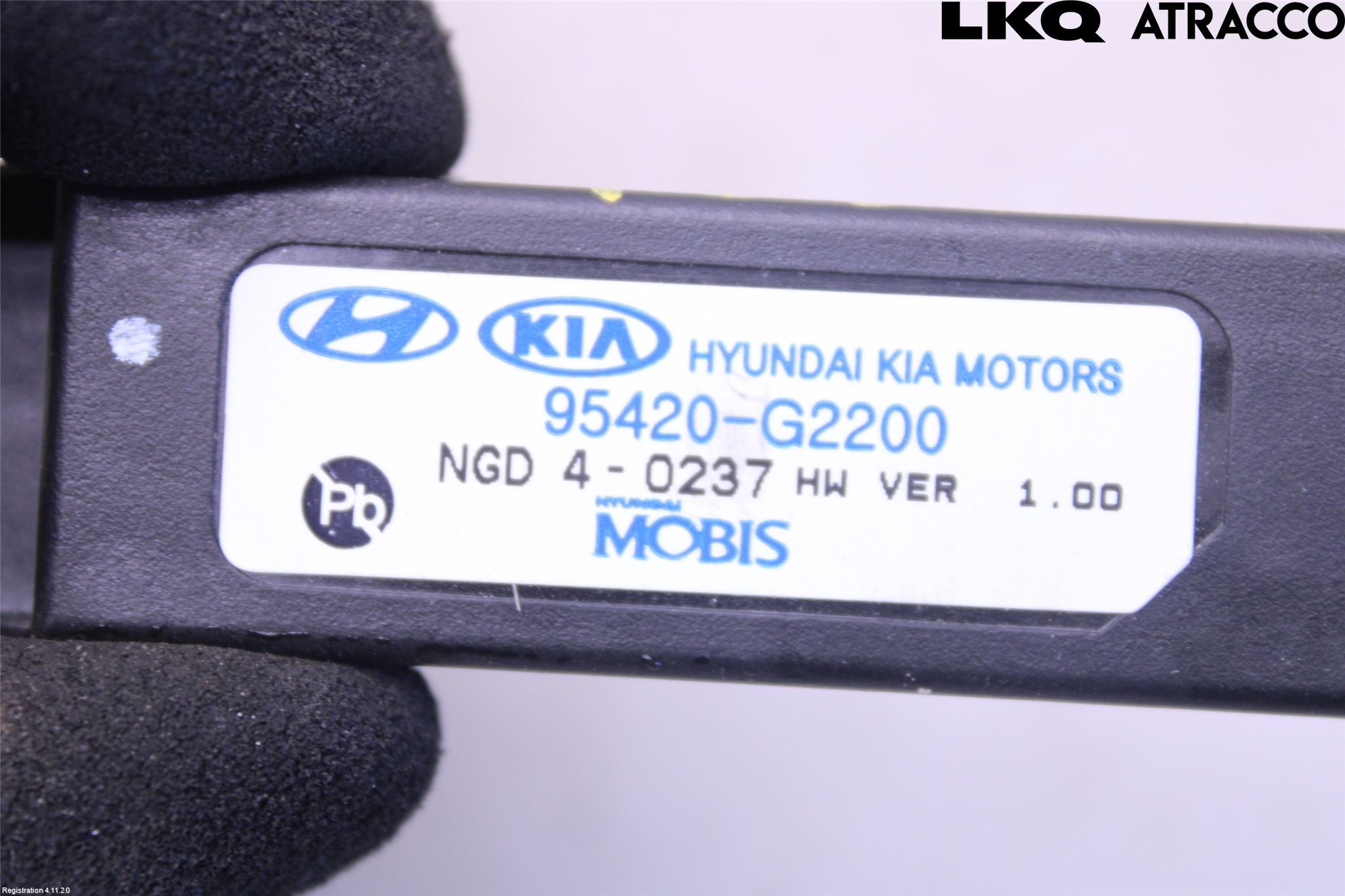 Hyundai IONIQ AE 17-22 Stereo Antenneforsterker