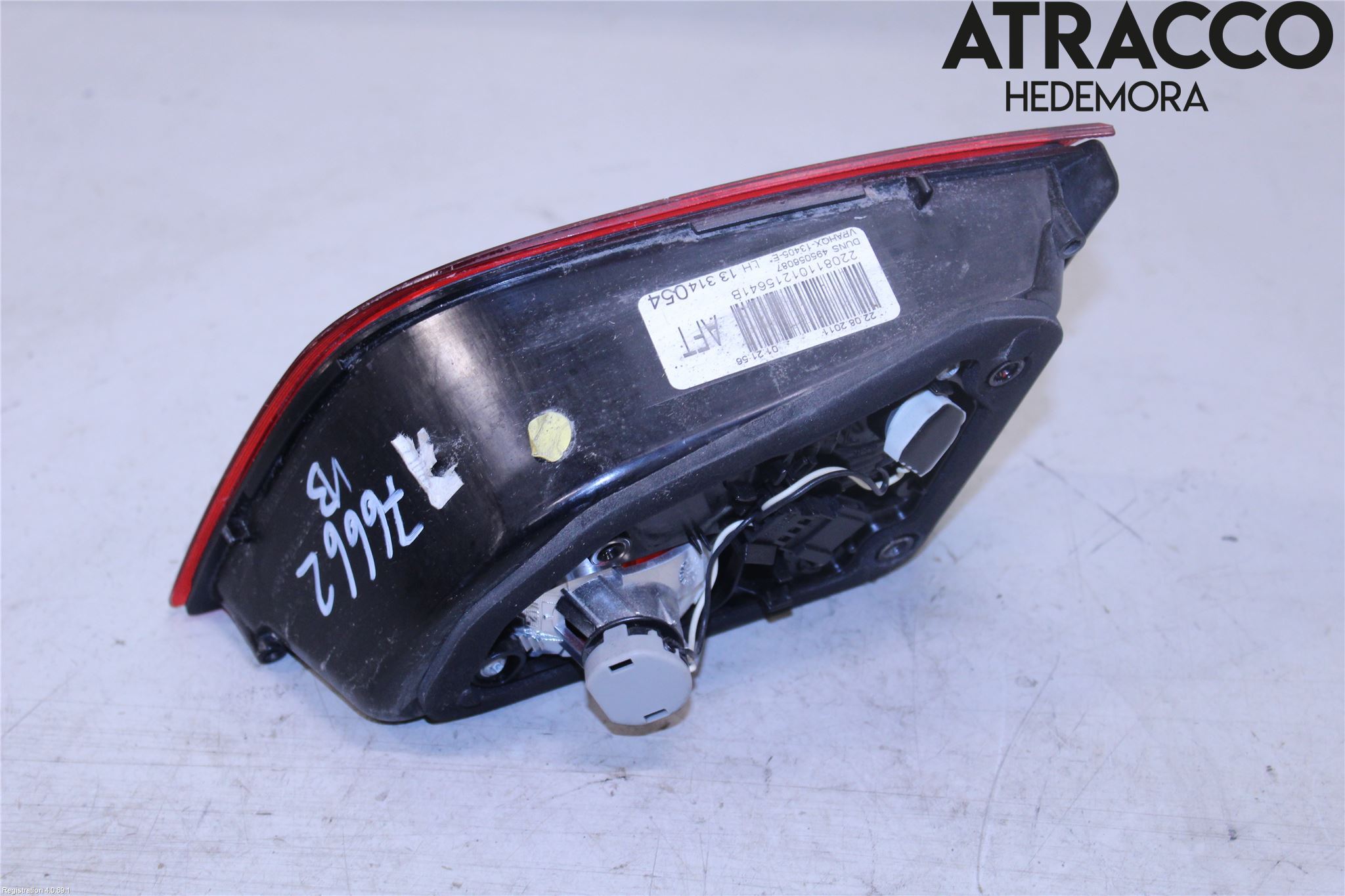 Opel ASTRA J 10-15 Baklykt Venstre  På Luke(Indre