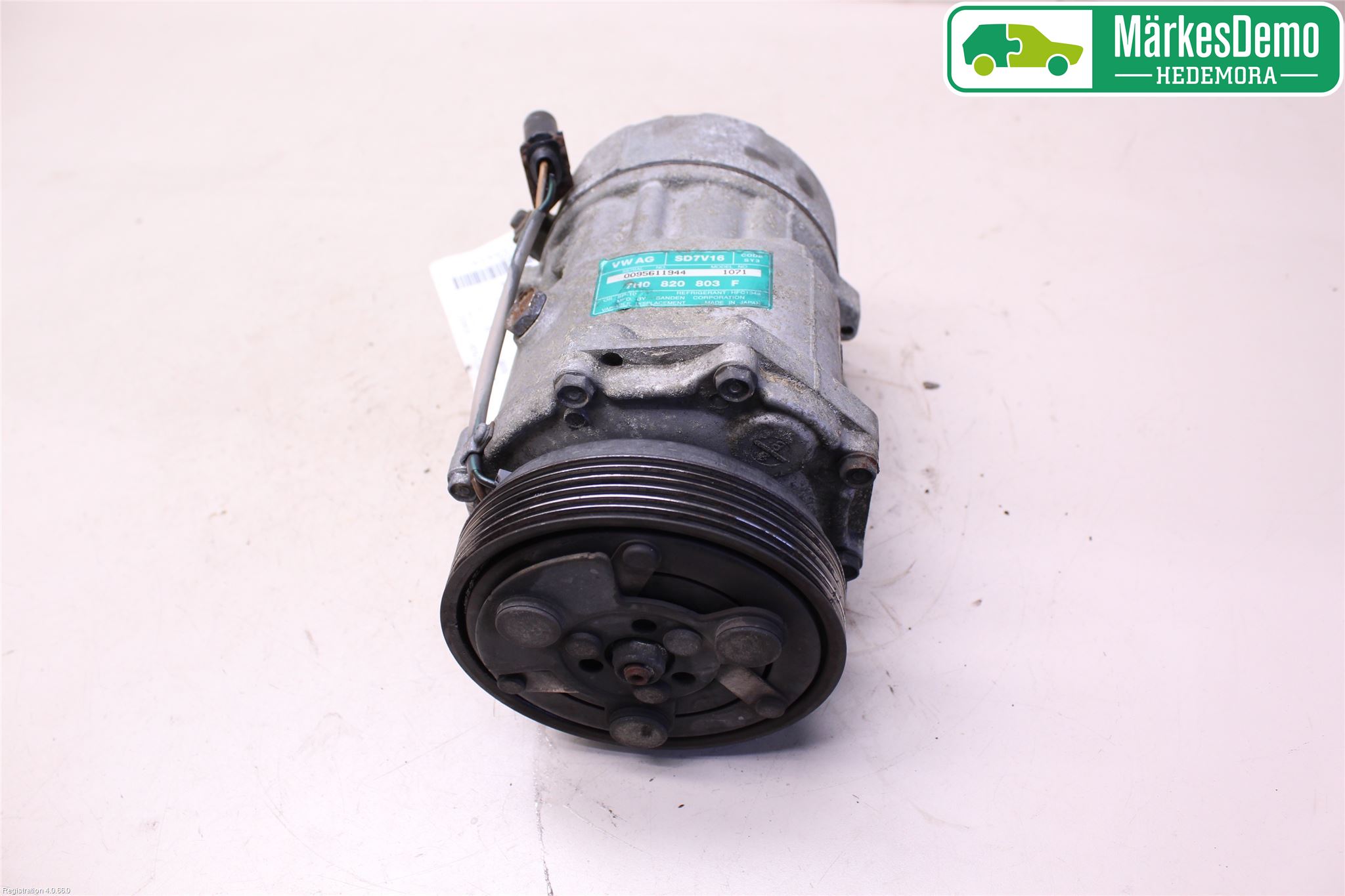 Volkswagen VW CADDY      04-10 Varme Ac Kompressor