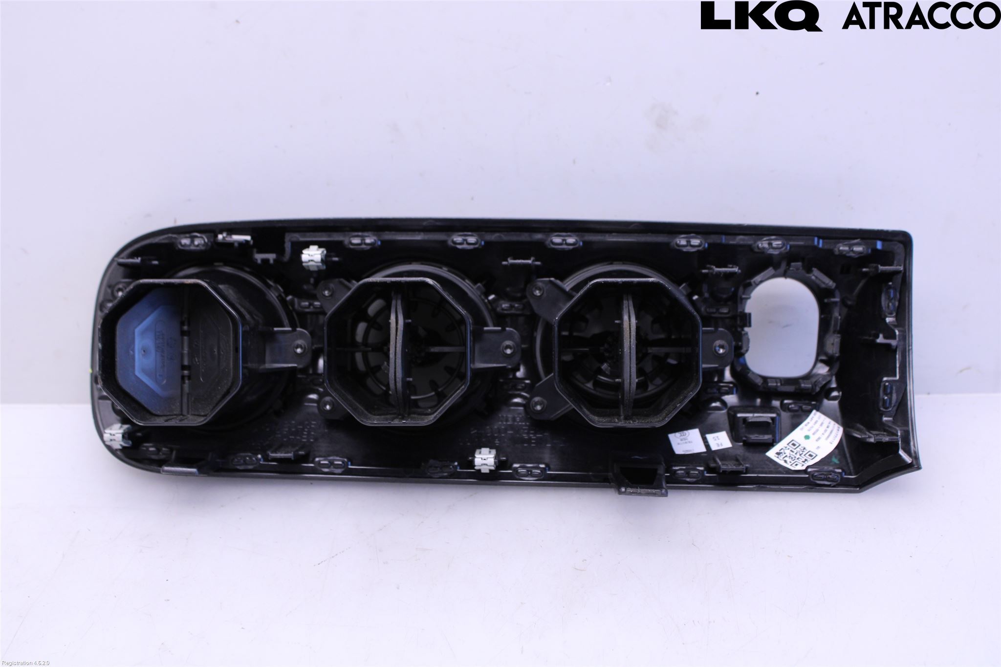 Mercedes-Benz MB CLA-KLASS (C118/X118) 19- Dashbord Kanal - Dyse