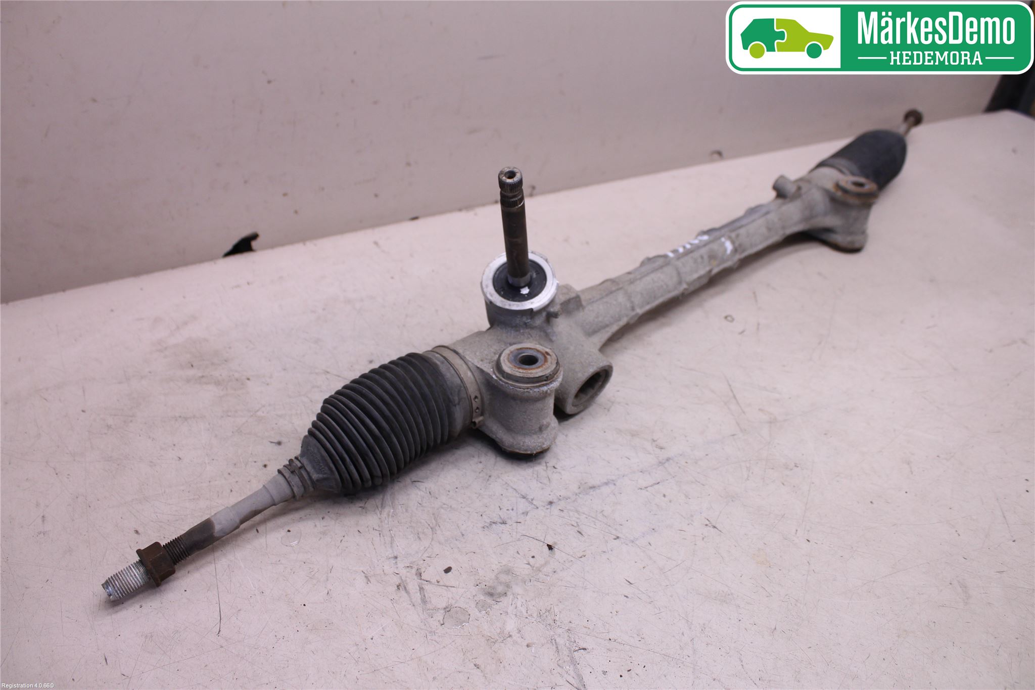 Toyota YARIS XP90 06-11 Servo Snekke - Tannstang