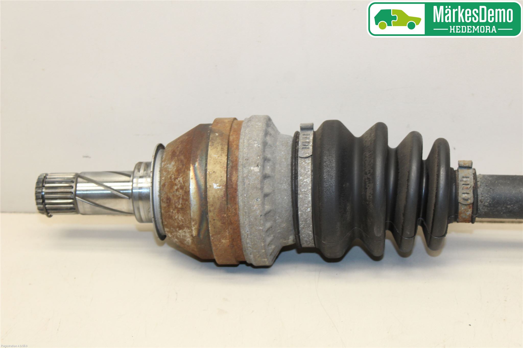 Opel ASTRA H 04-12 Drivaksel Foran Kompl Venstre