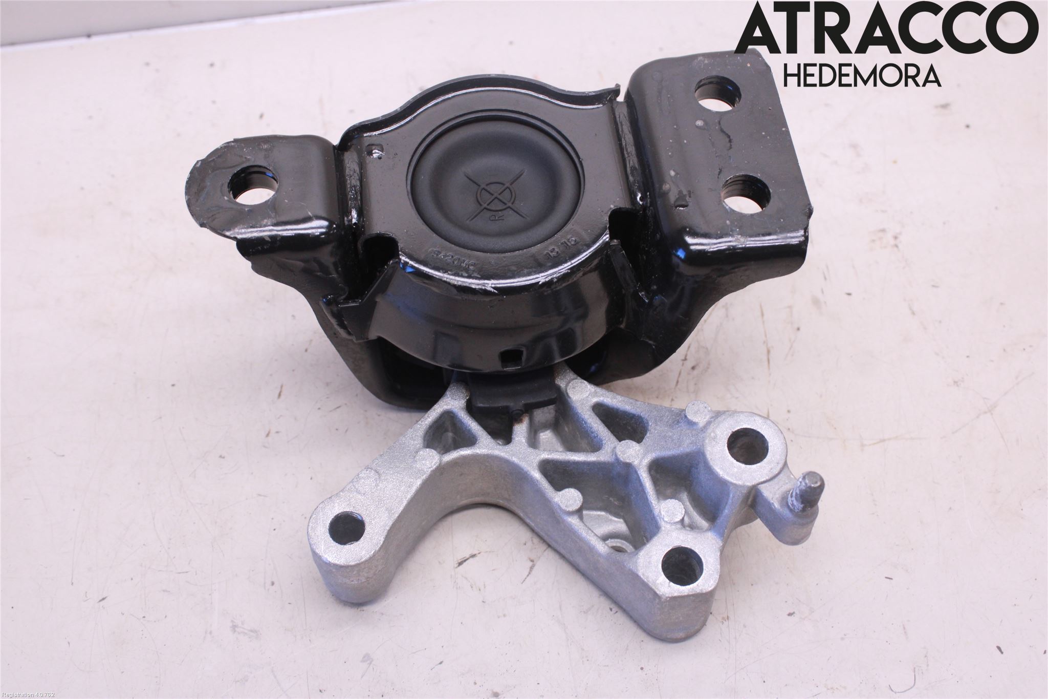 Nissan QASHQAI 14-17 Motor Feste Gummi
