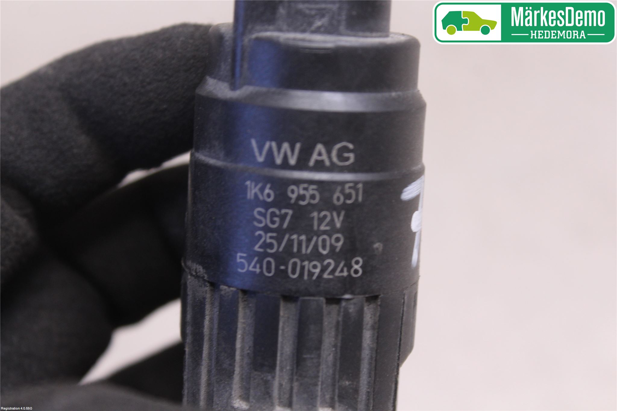 Volkswagen VW GOLF PLUS/CROSS GOLF 04-14 Spylerpumpe Frontrute
