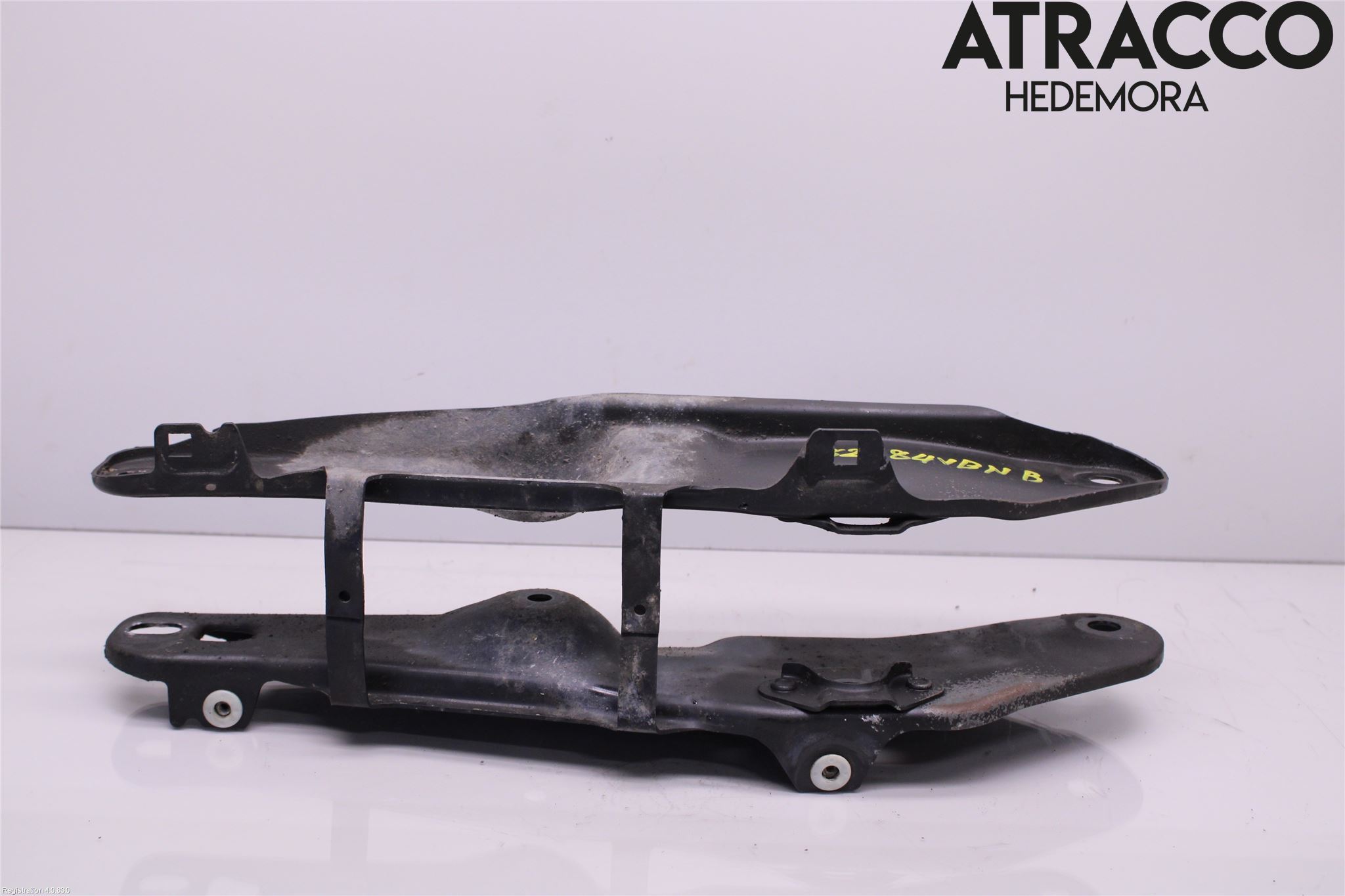 BMW 5 G30/G31/F90 17-23 Bærearm Bak Venstre