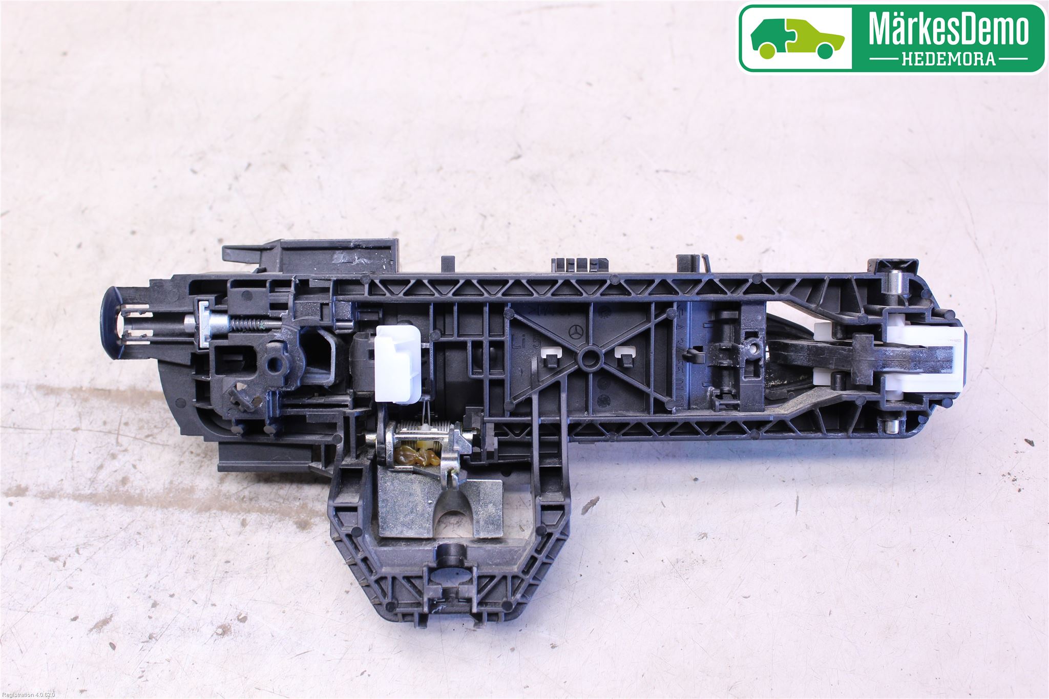 Mercedes-Benz MB E-KLASS (W212) 09-16 Dørhandtak Ytre Venstre