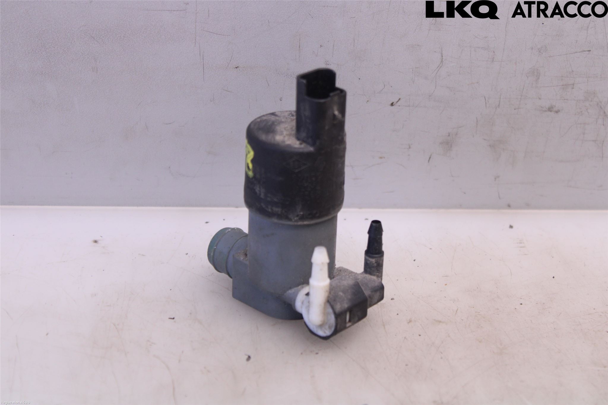Nissan QASHQAI 14-17 Spylerpumpe Frontrute