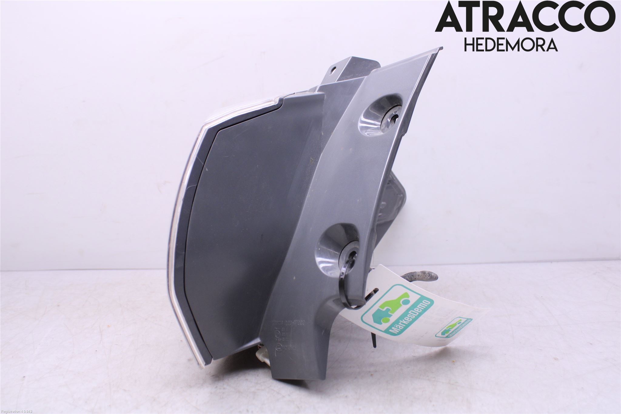Nissan X-TRAIL 14-21 Baklykt Venstre