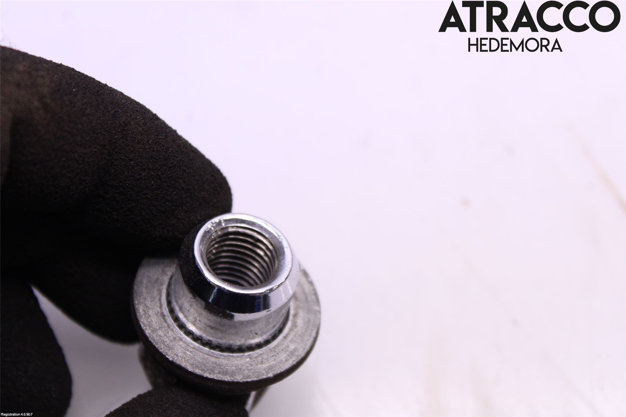 Toyota AVENSIS 09-15 Hjulmutter - Bolt - Sett