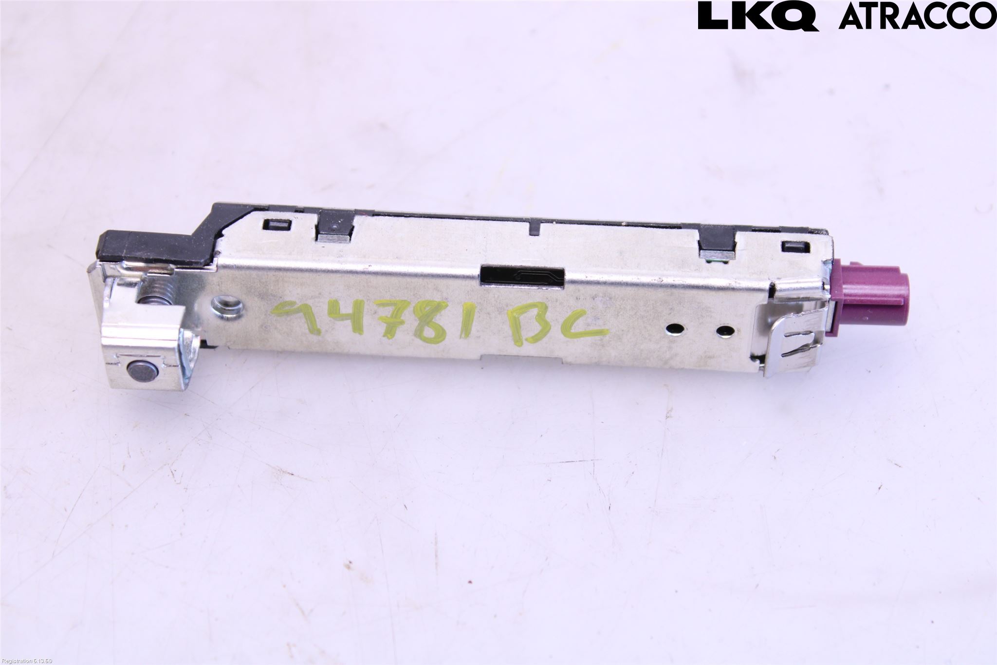 Skoda SCALA 19- Stereo Antenneforsterker