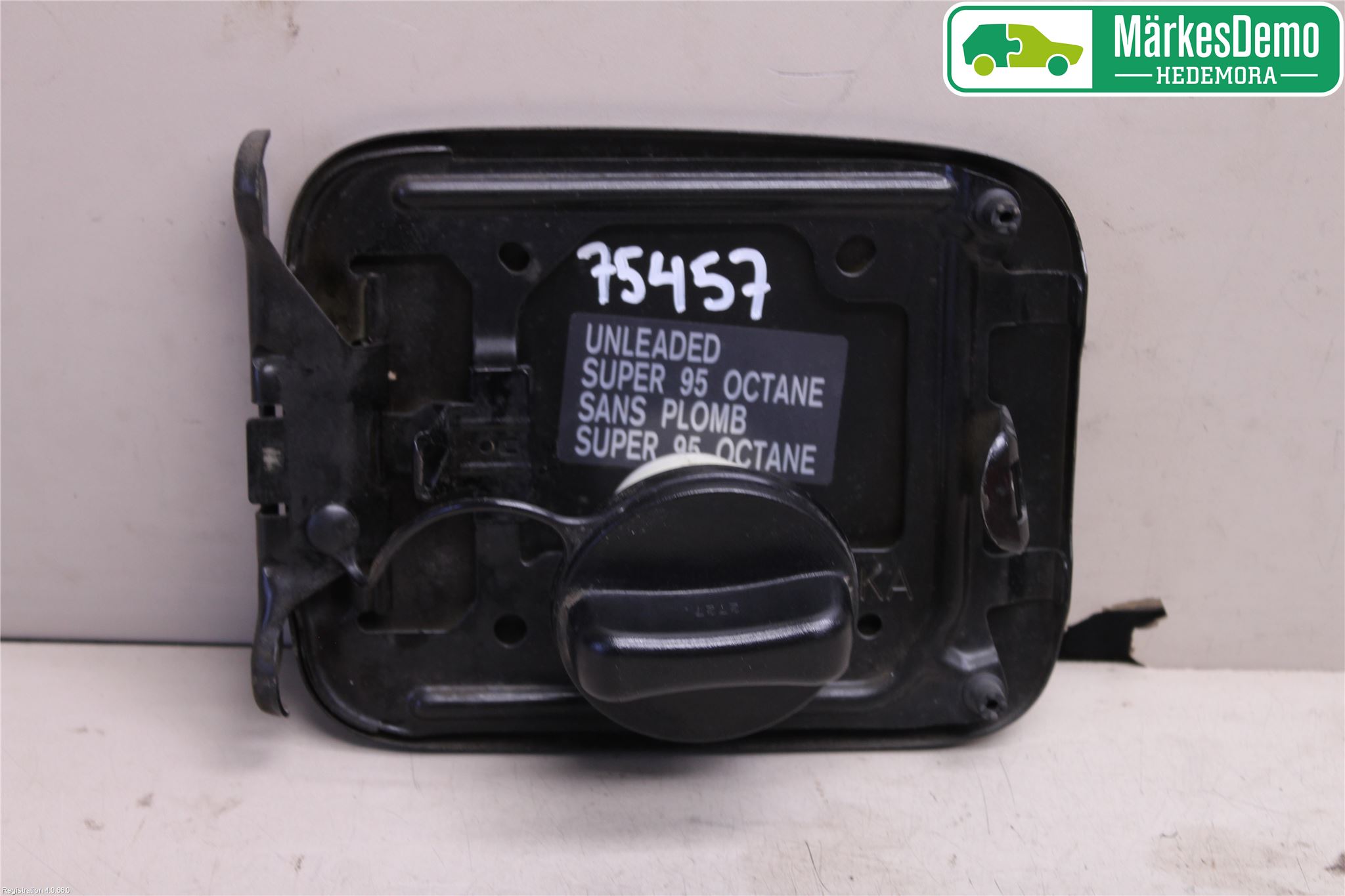 Nissan JUKE 10-14 Drivstoff Tankluke