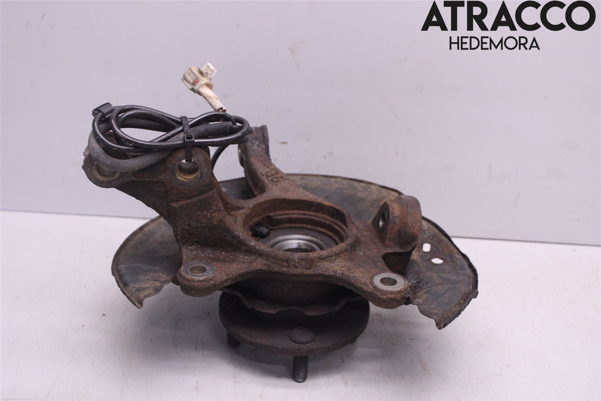 Toyota YARIS XP90 06-11 Spindel Hf