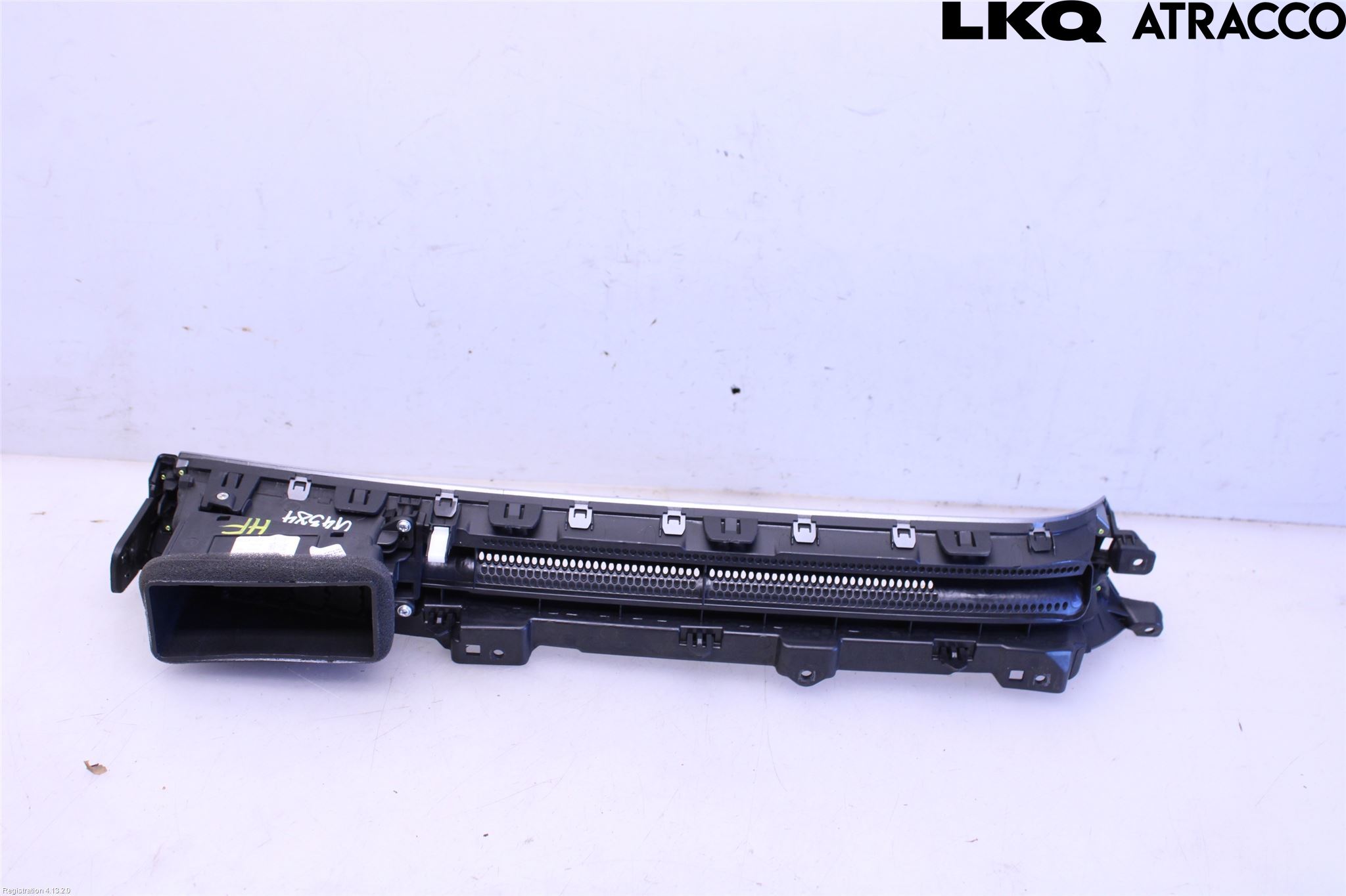 Hyundai TUCSON 05- Dashbord Kanal - Dyse