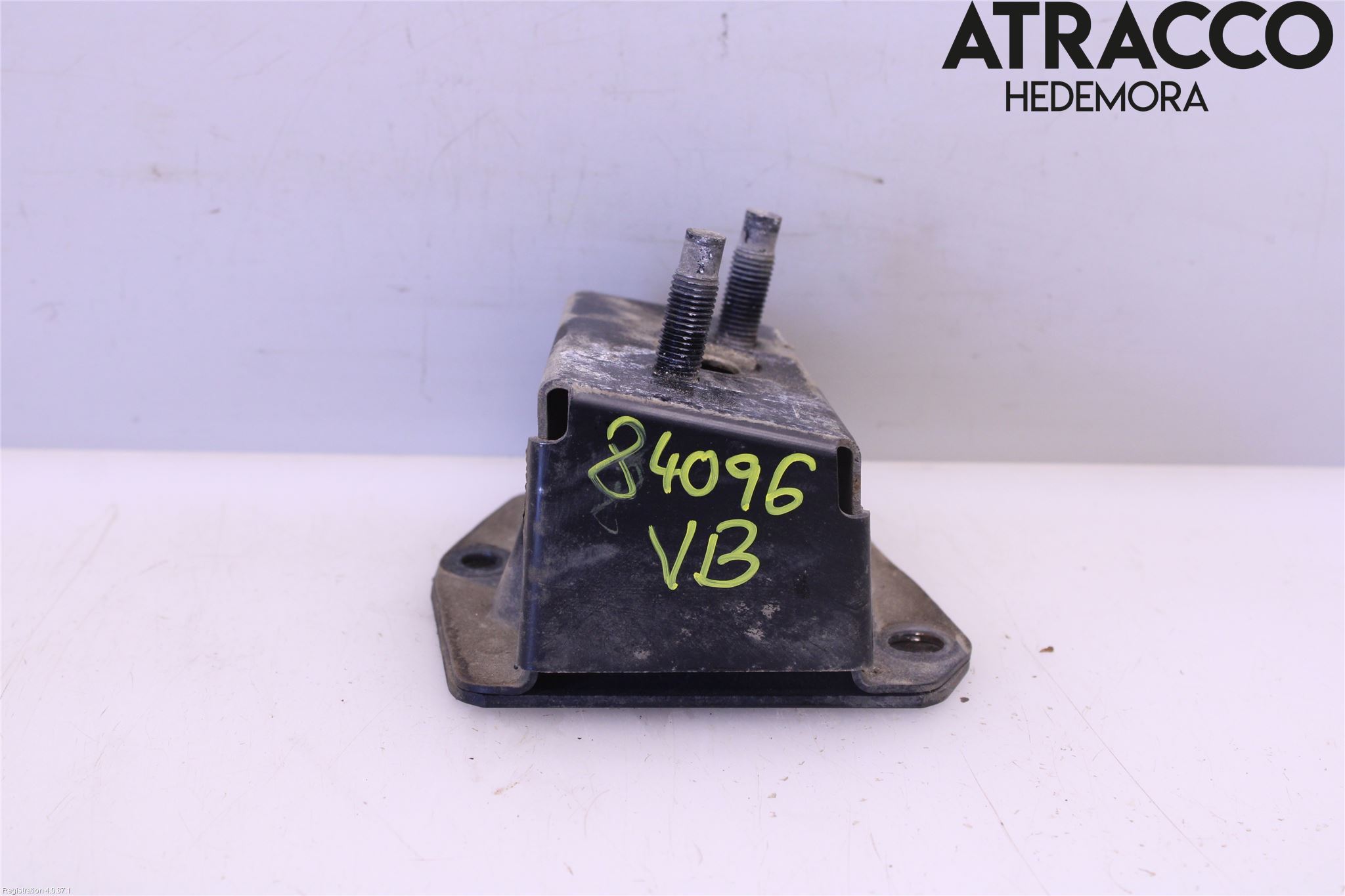 Toyota PRIUS NWH20 04-08 Støtfanger Bak Feste