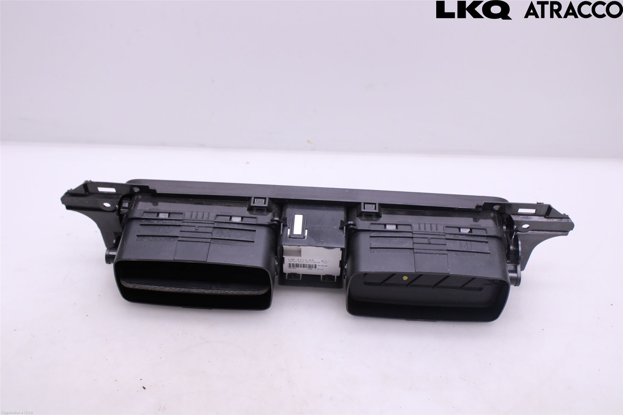 Jaguar XJ X308        98-02 Dashbord Kanal - Dyse