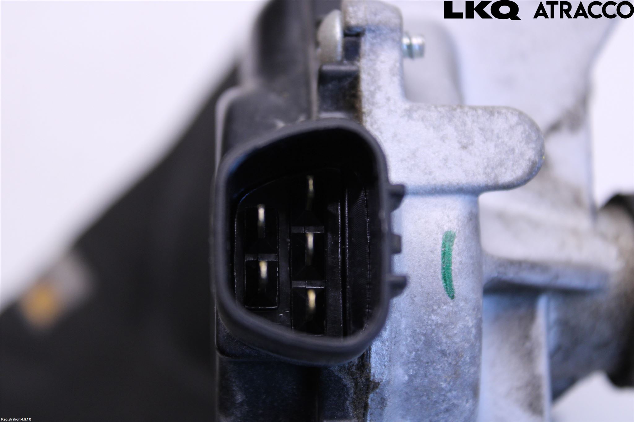 Mitsubishi L200 16-23 Viskermotor Frontrute