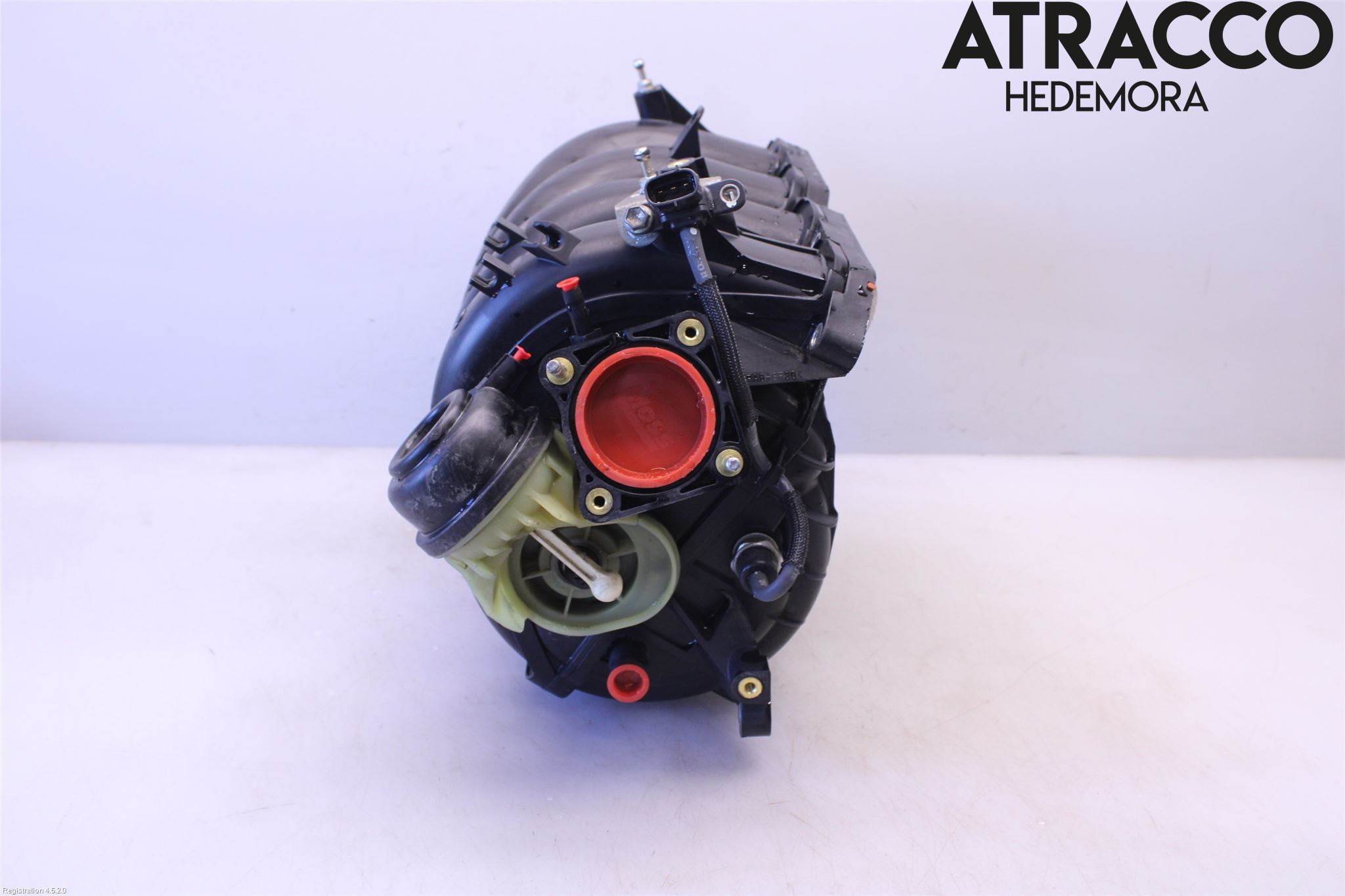 Toyota AVENSIS 09-15 Innsugningsmanifold