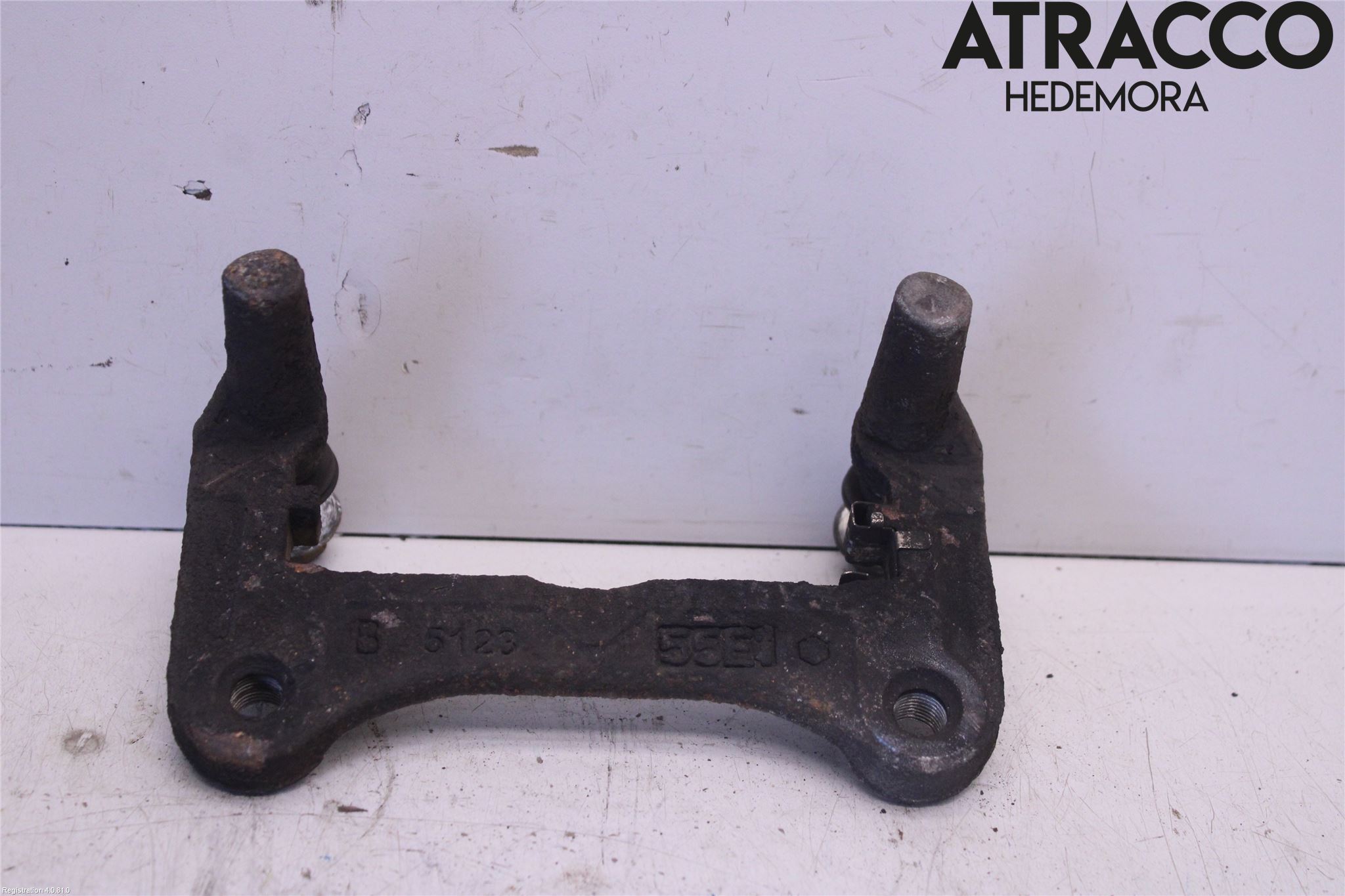Mitsubishi SPACE STAR 13- Bremsecaliper Feste Holder