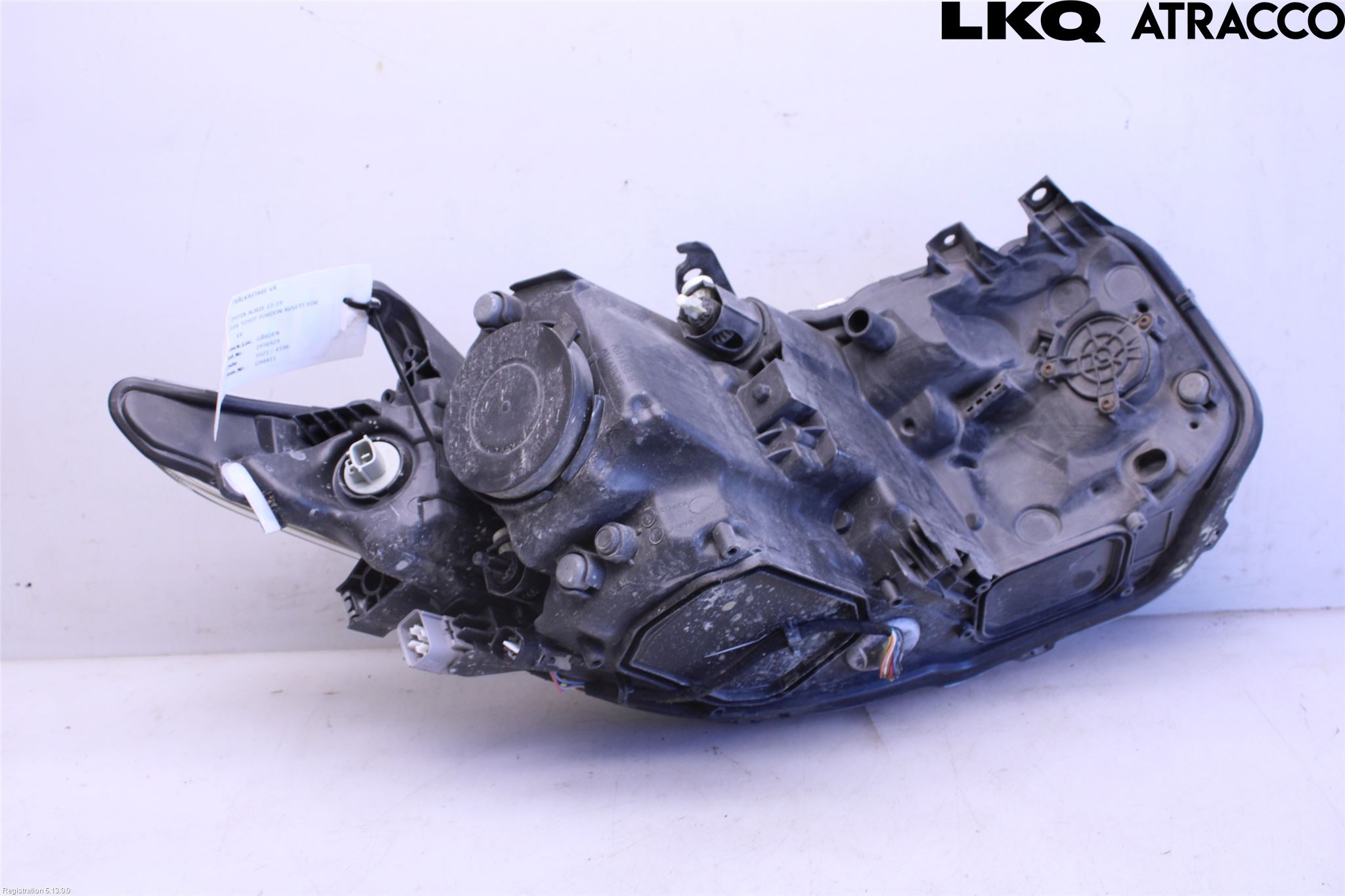 Toyota AURIS 13-19 Frontlykt Venstre
