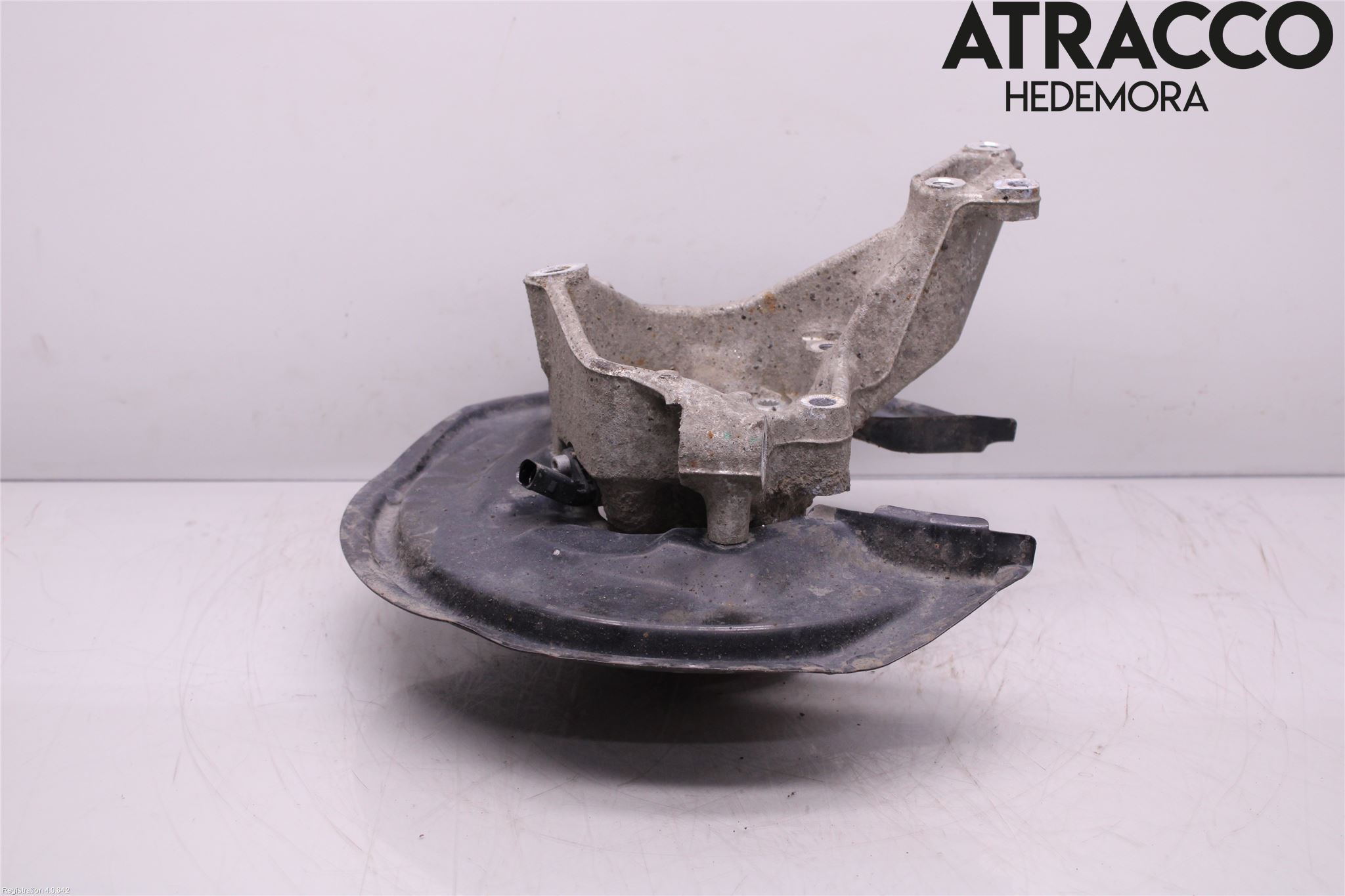 Audi Q3 8U 12-18 Spindel Hb