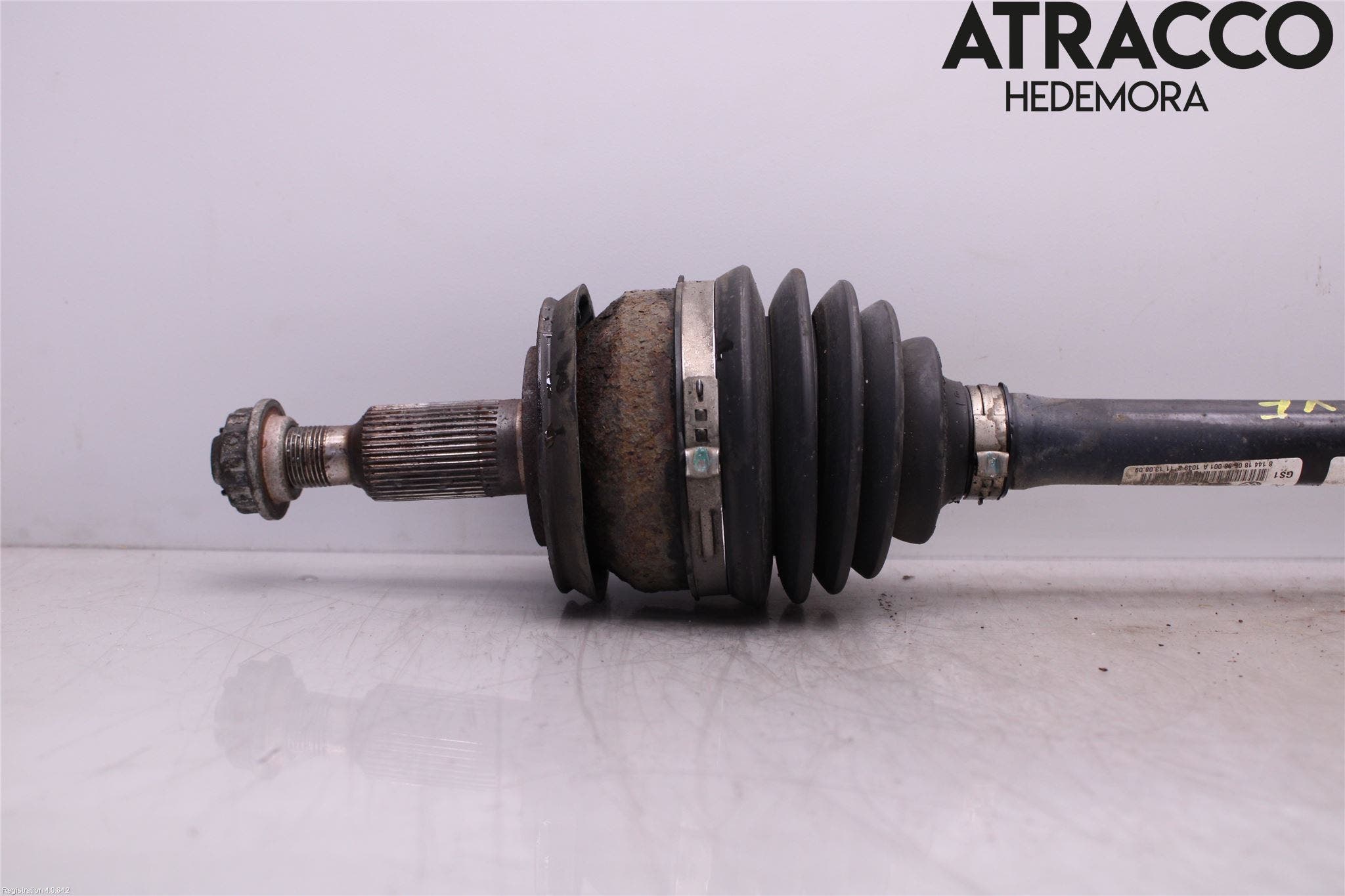 Volkswagen VW TRANSP/CARAVELLE (T5) 04-15 Drivaksel Foran Kompl Venstre