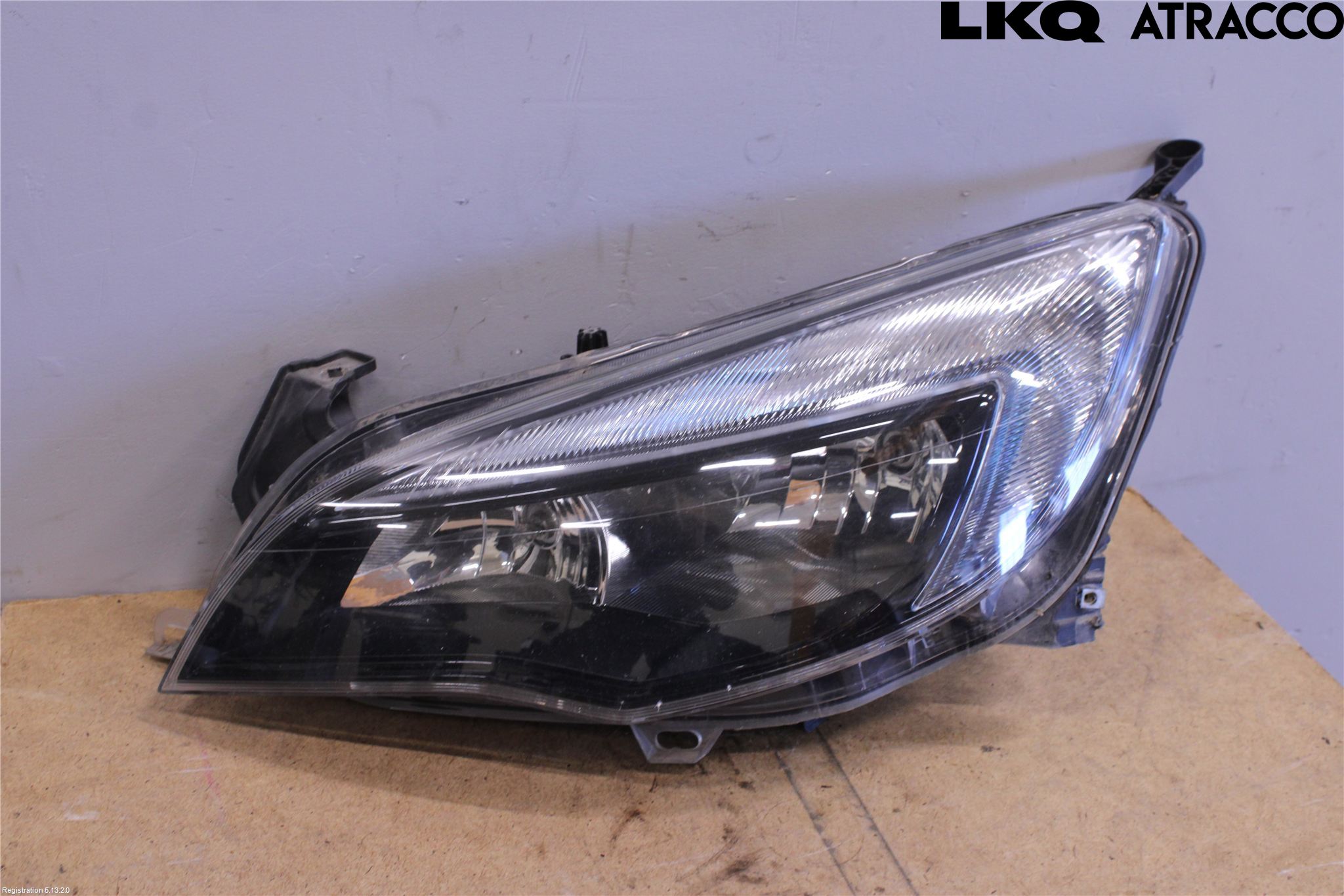 Opel ASTRA J 10-15 Frontlykt Venstre