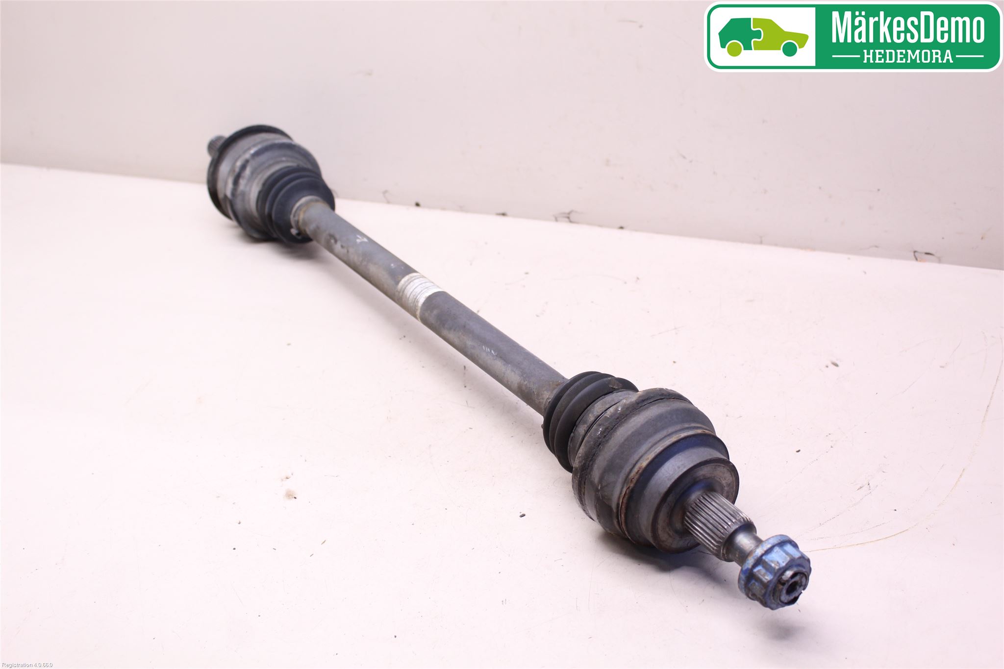 Mercedes-Benz MB GL/GLS-KLASS (X166) 12-19 Drivaksel Bak Kompl Venstre