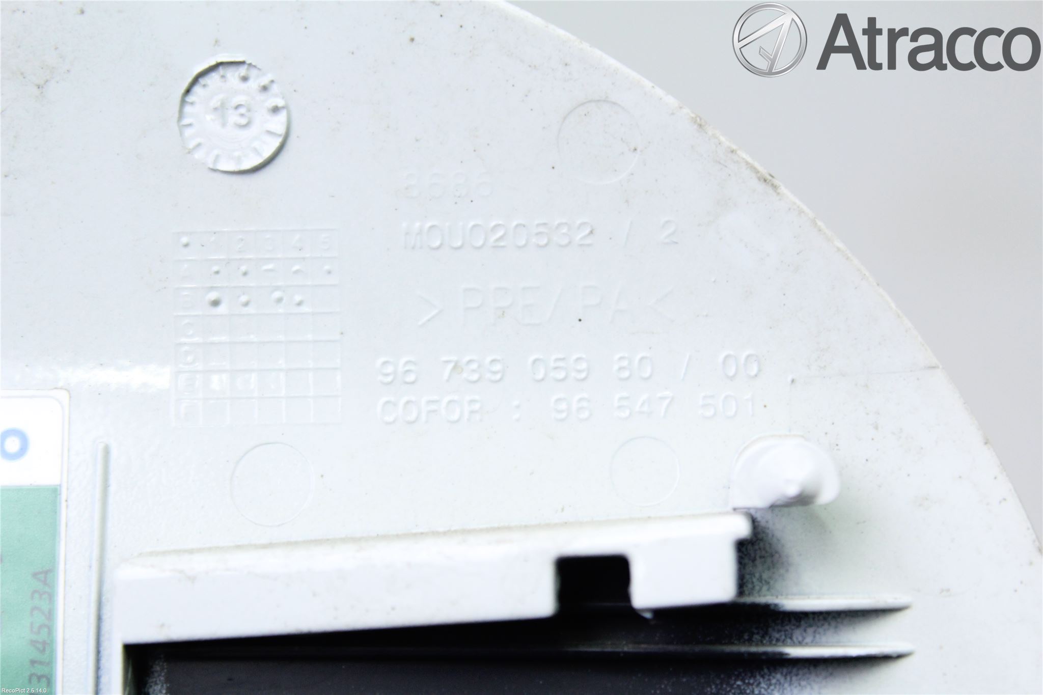 Peugeot 208 12-15 Drivstoff Tankluke