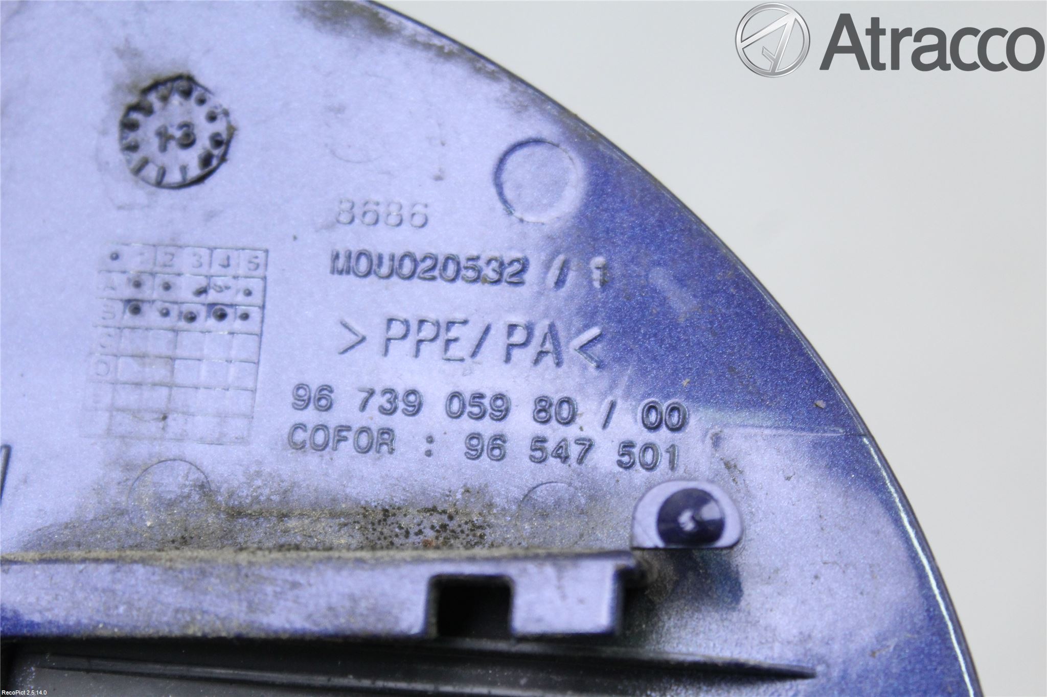 Peugeot 208 12-15 Drivstoff Tankluke