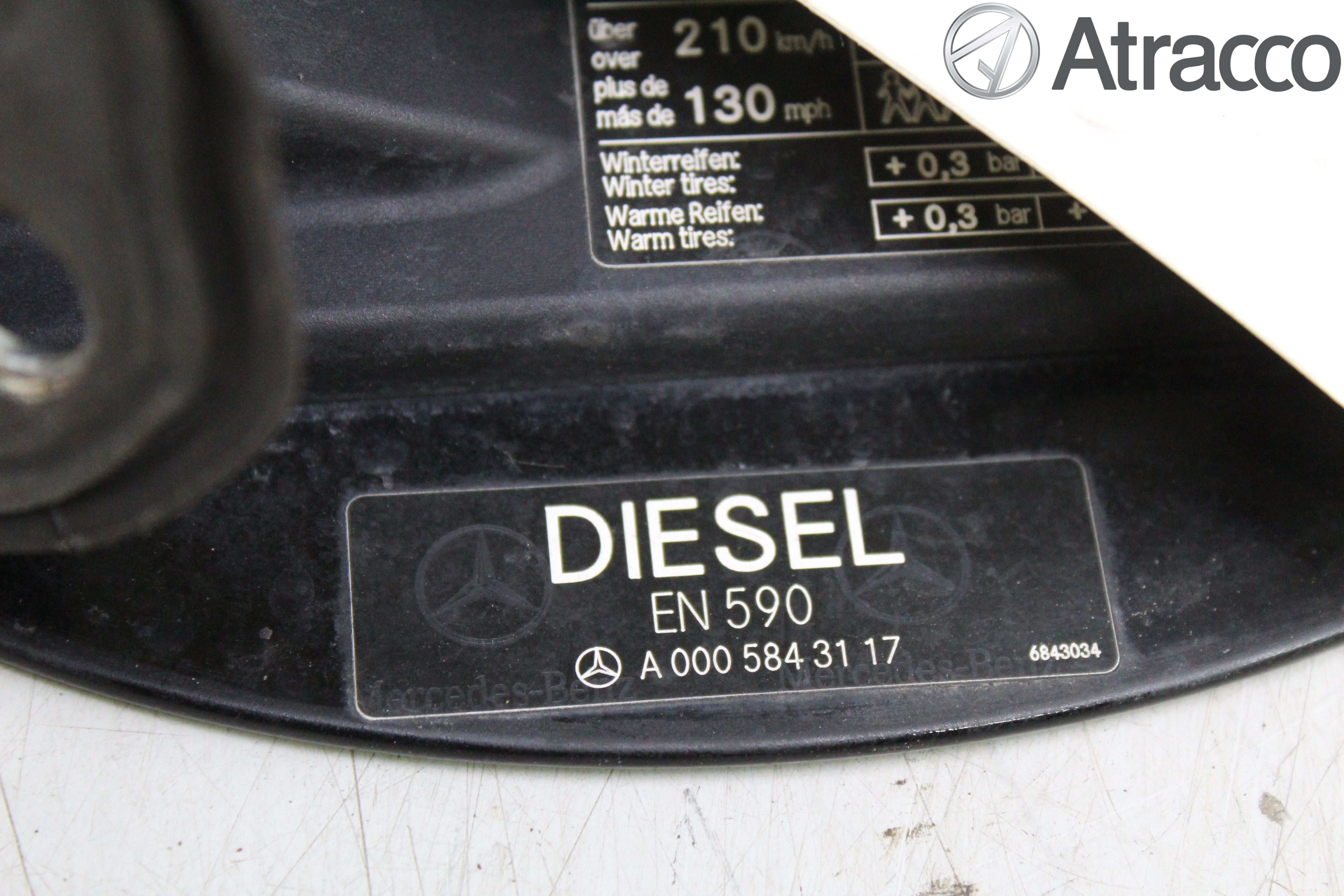Mercedes-Benz MB CLS (C219) 03-11 Drivstoff Tankluke