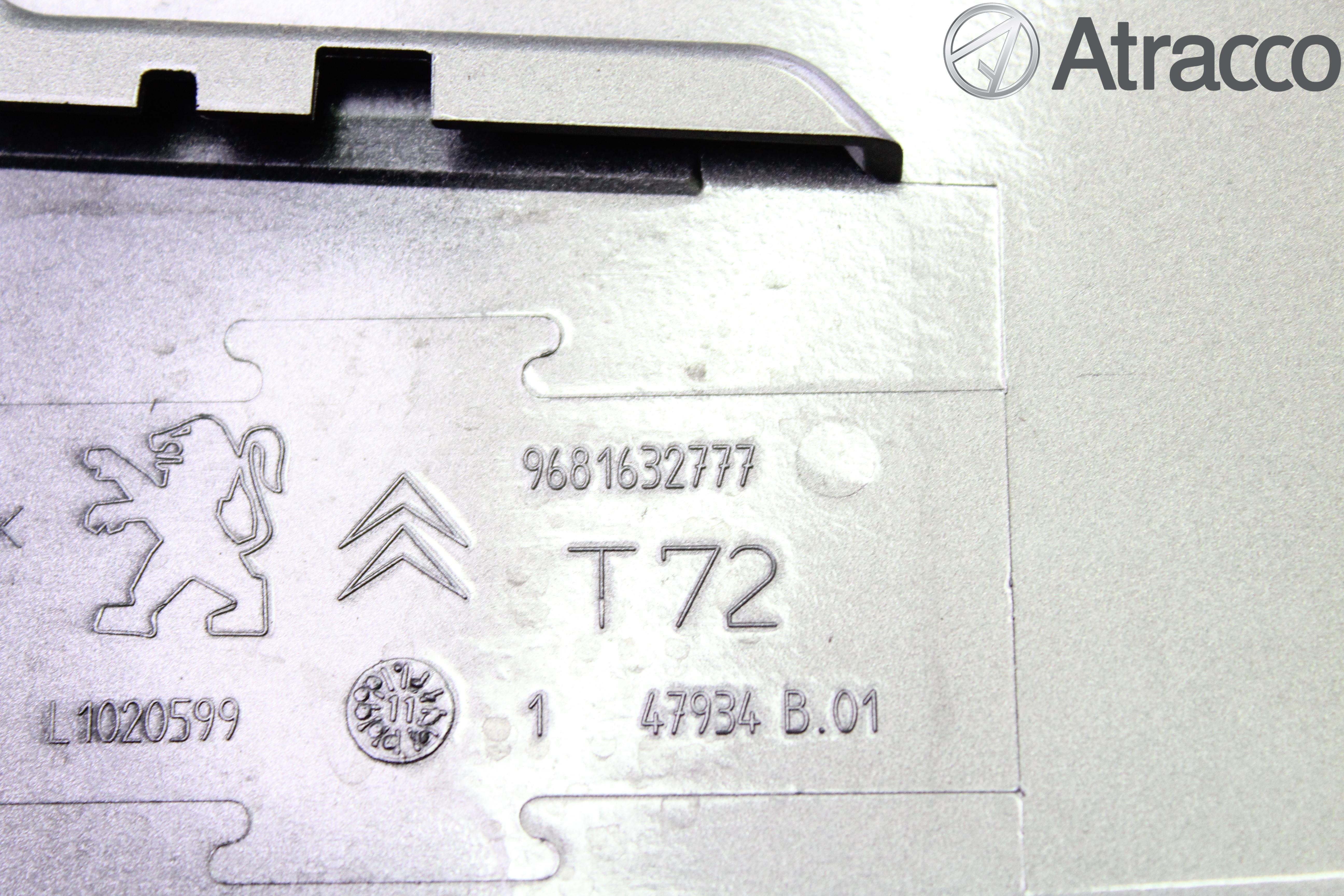 Peugeot 308 08-13 Drivstoff Tankluke