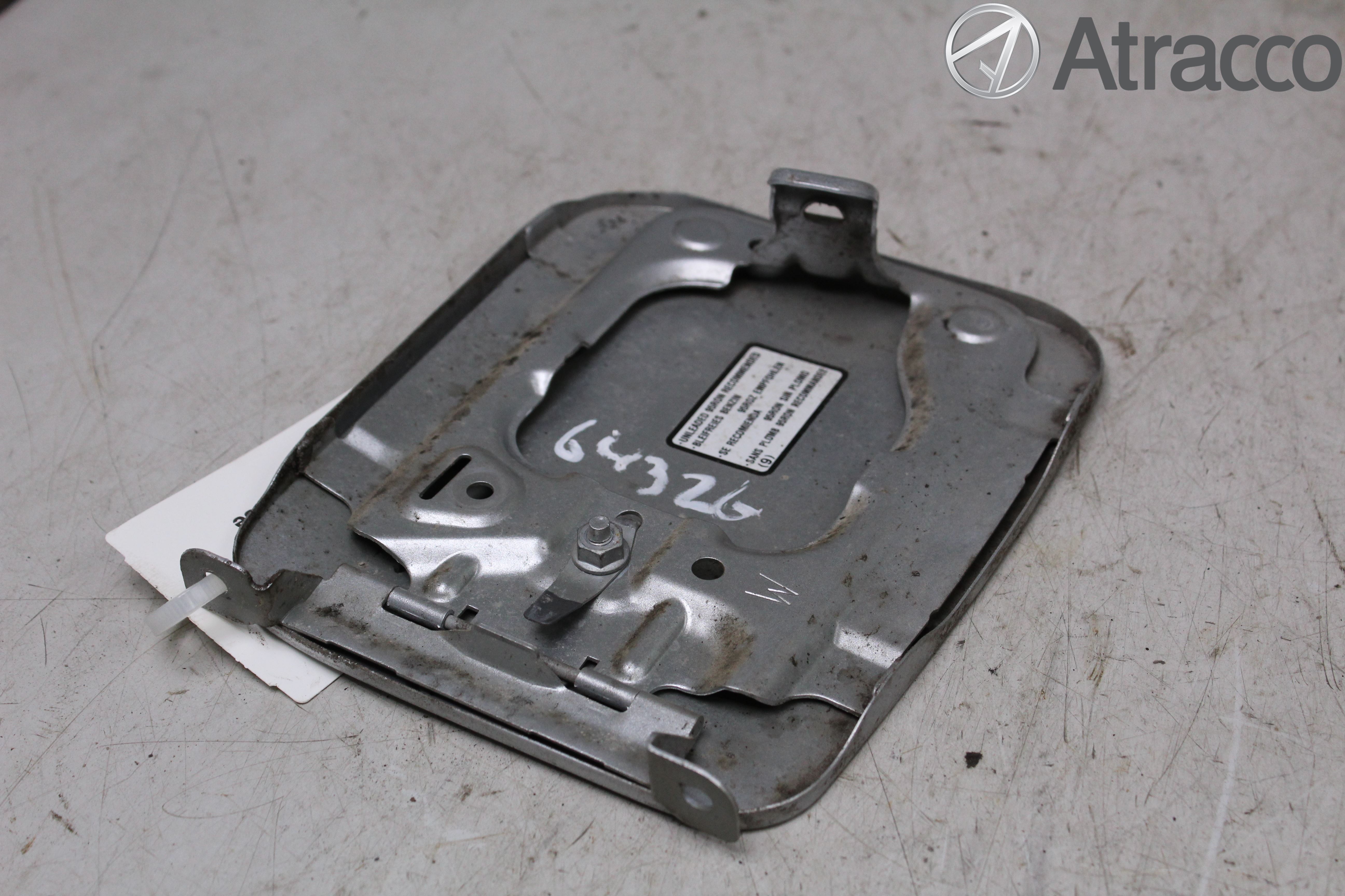 Subaru IMPREZA II  06-07 Drivstoff Tankluke