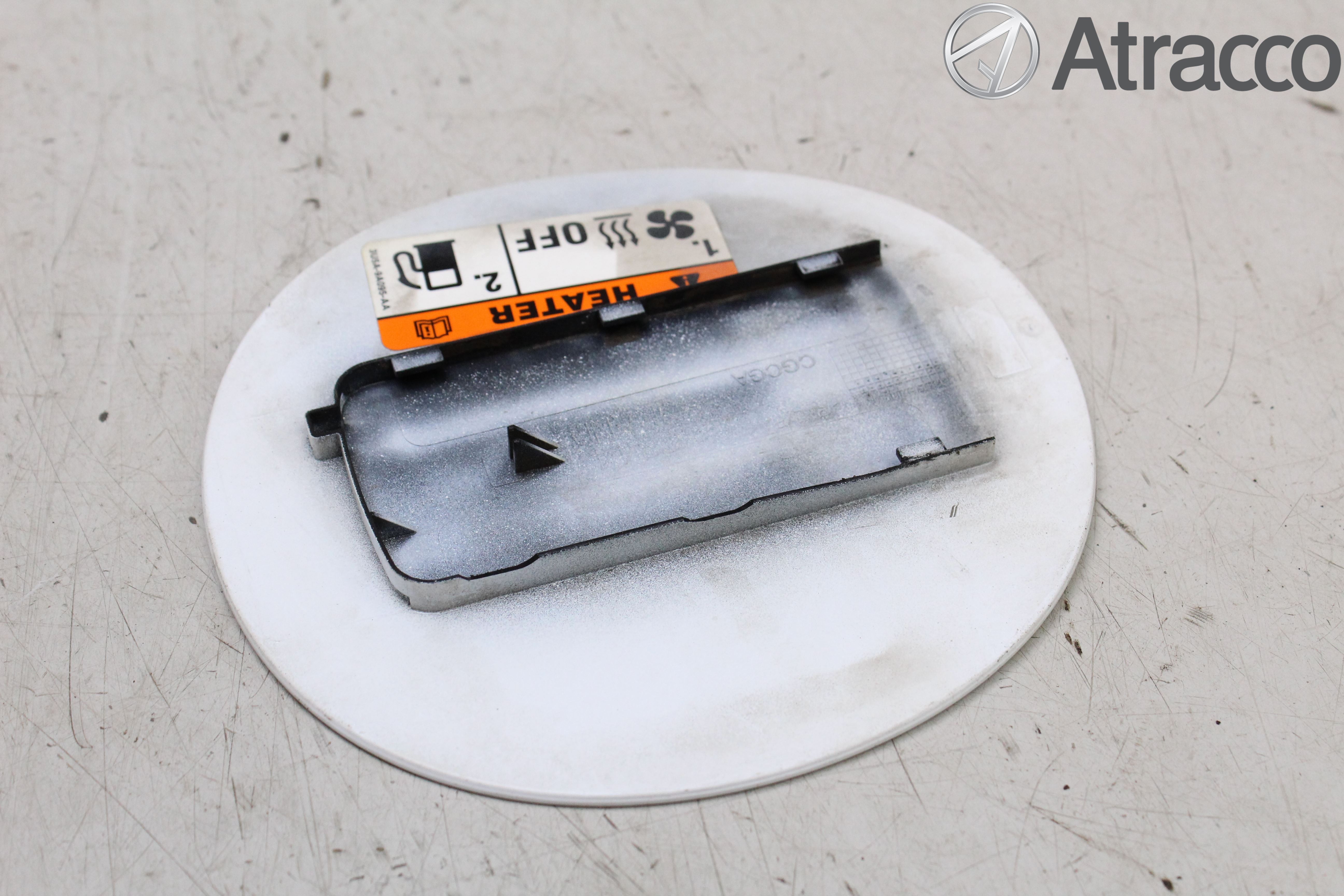 Ford C-MAX II  11-14 Drivstoff Tankluke