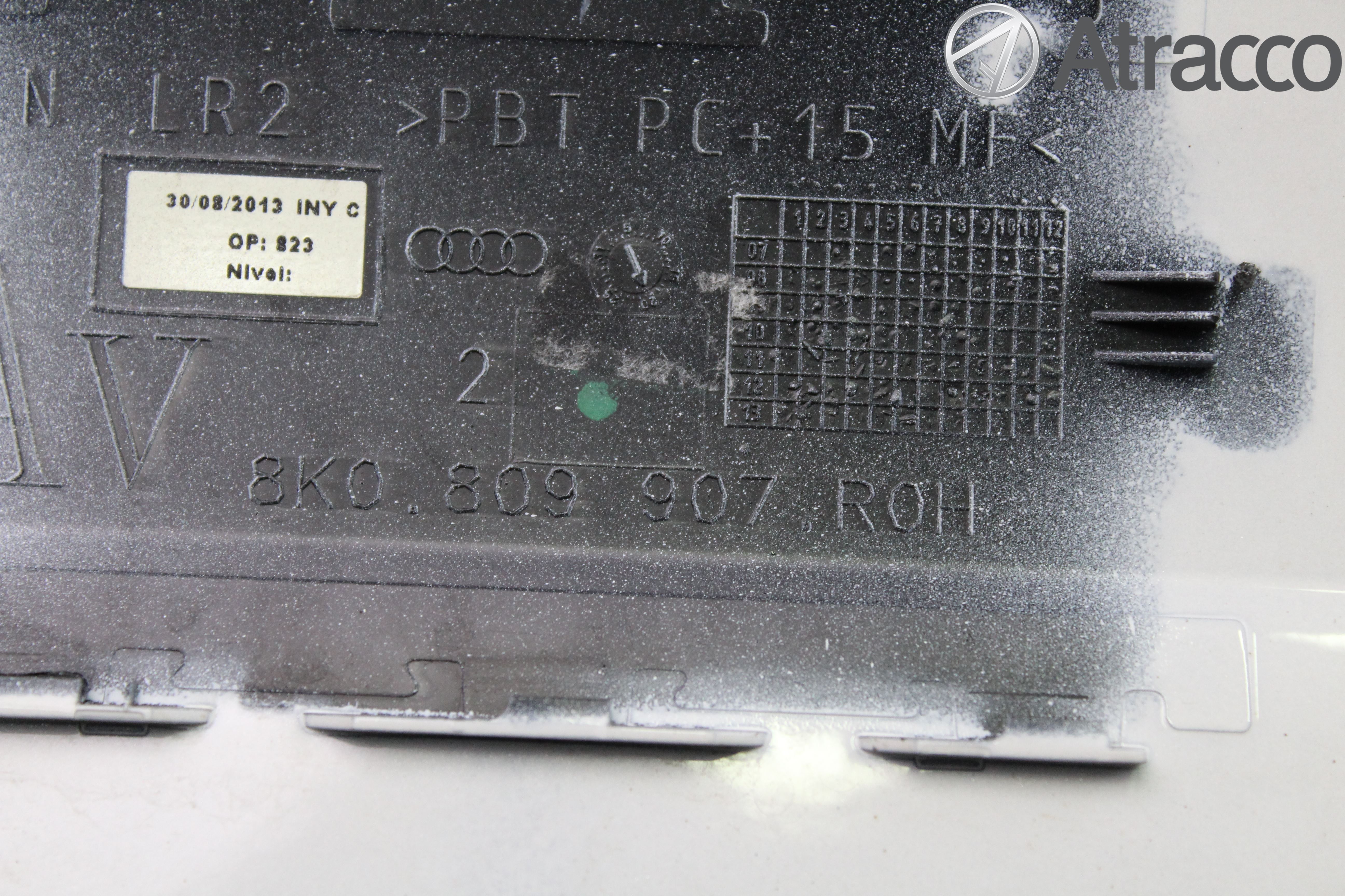 Audi A4 12-15 Drivstoff Tankluke
