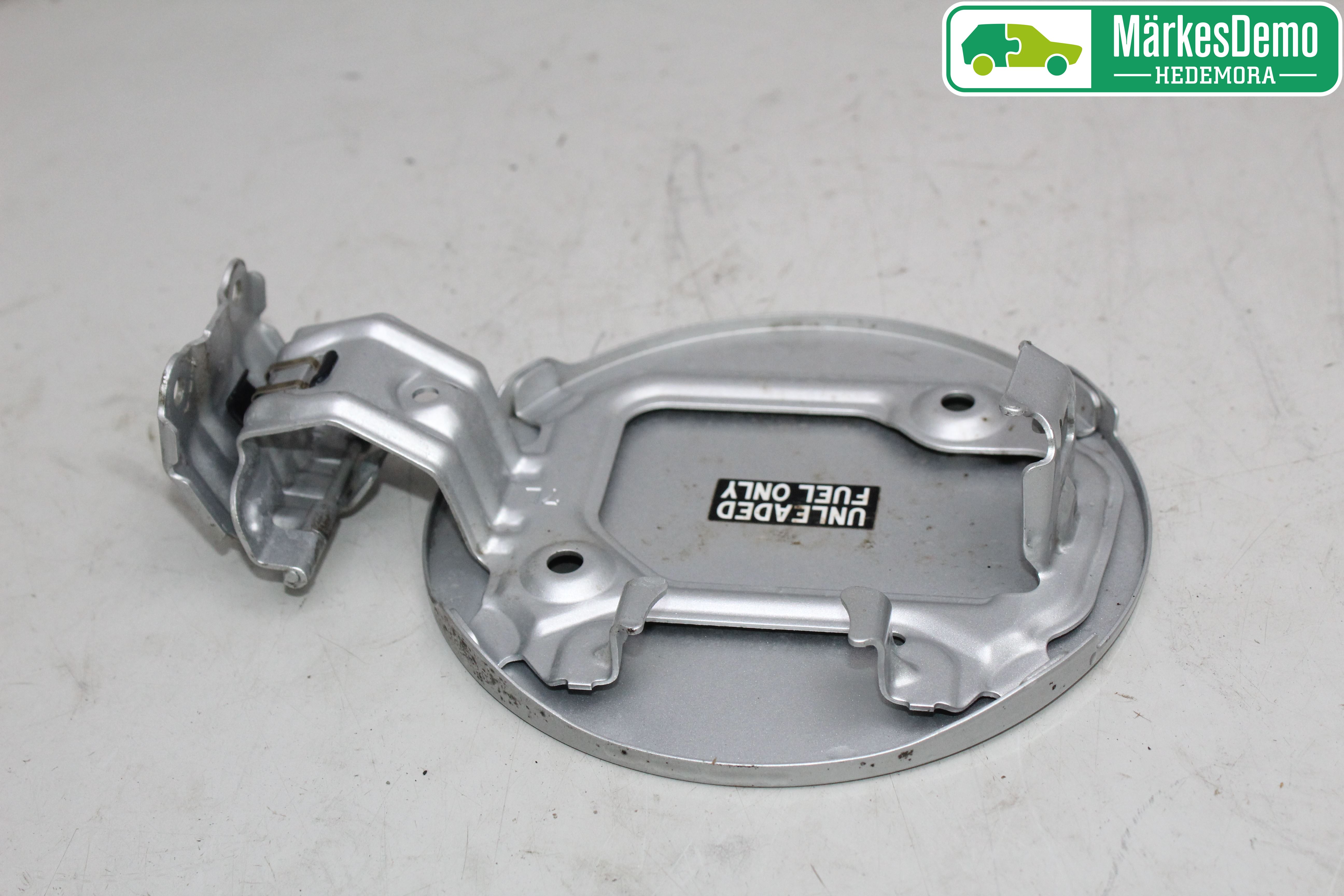 Toyota VERSO-S 11-16 Drivstoff Tankluke