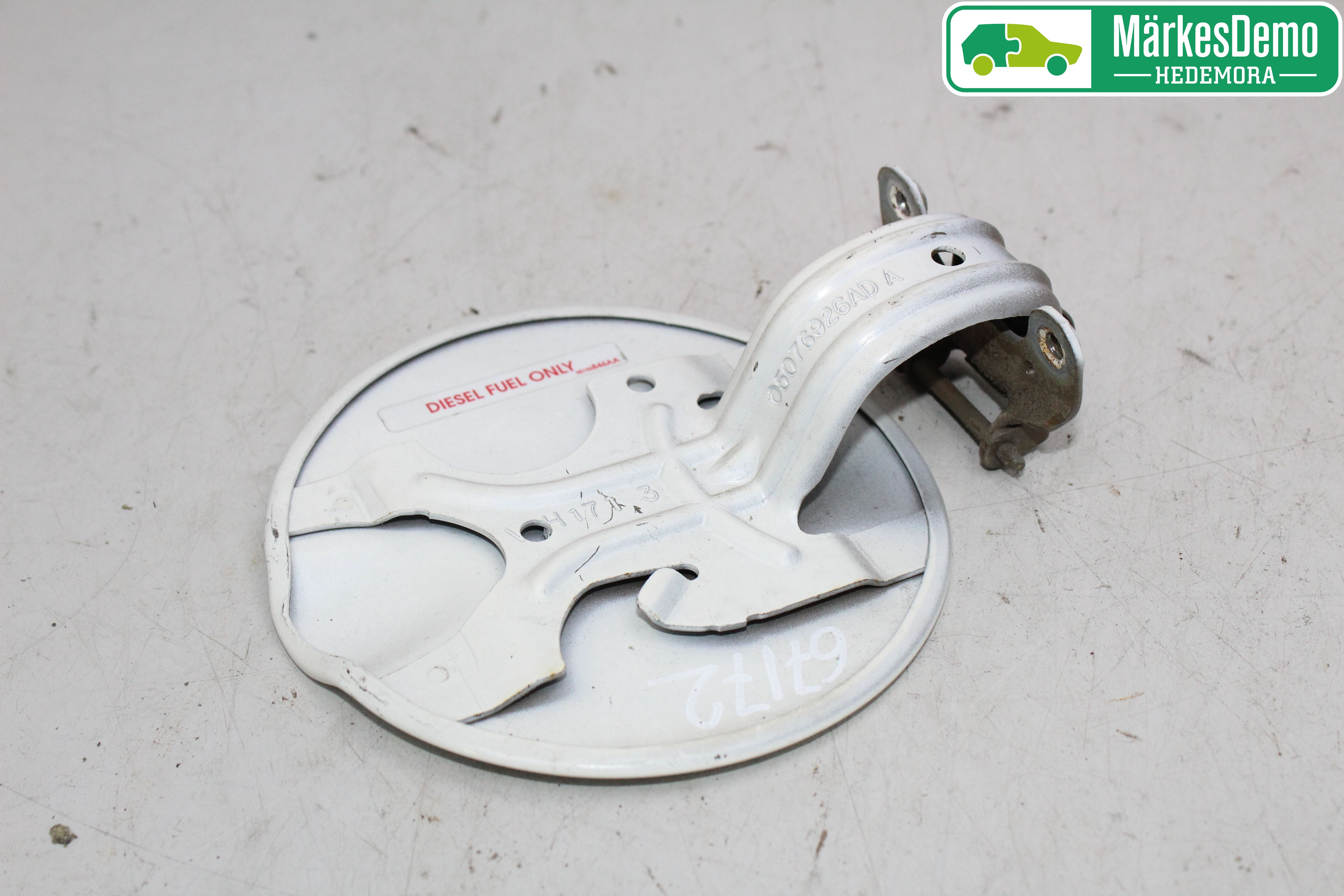 Fiat FREEMONT Drivstoff Tankluke
