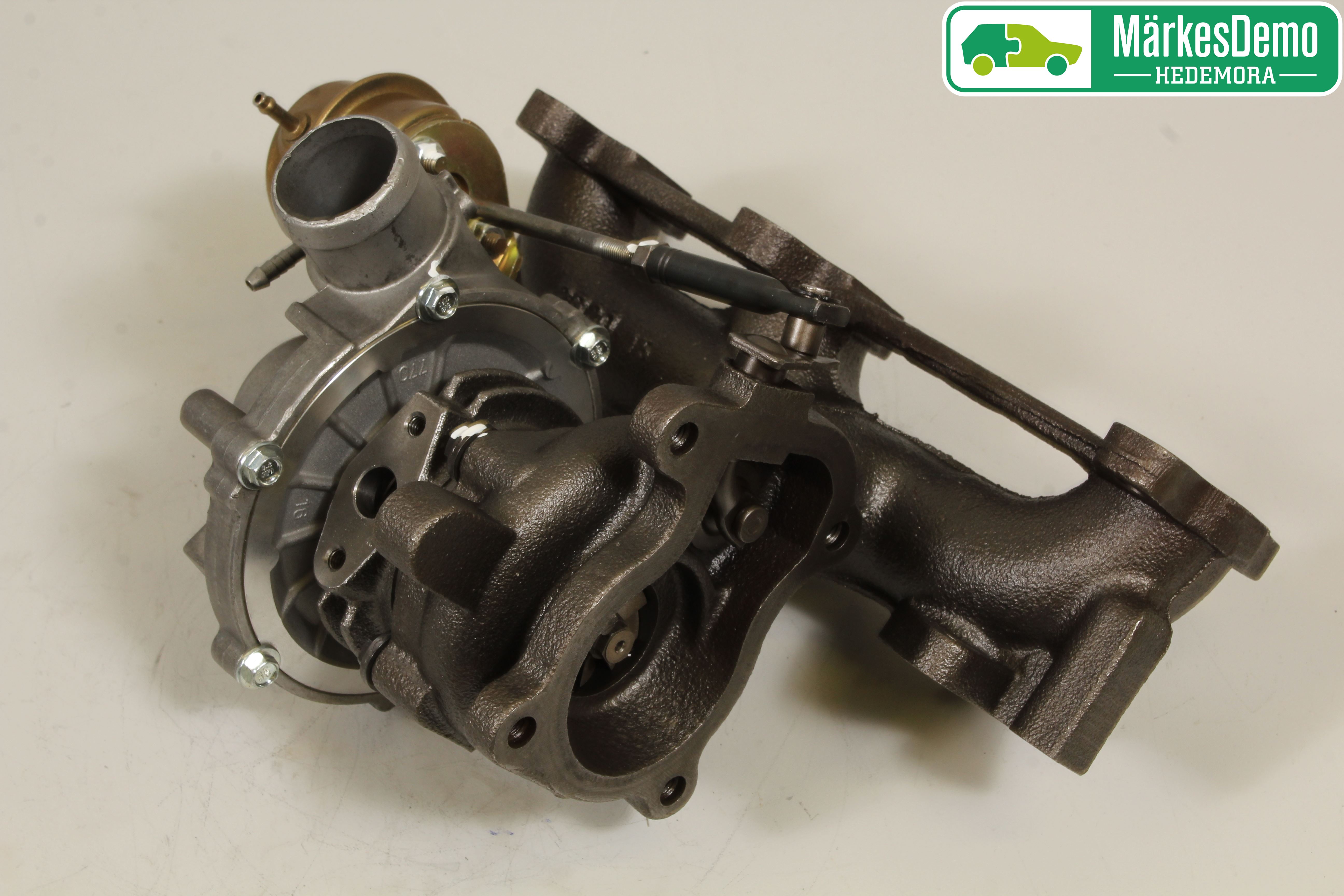 Volkswagen VW FOX Turboaggregat